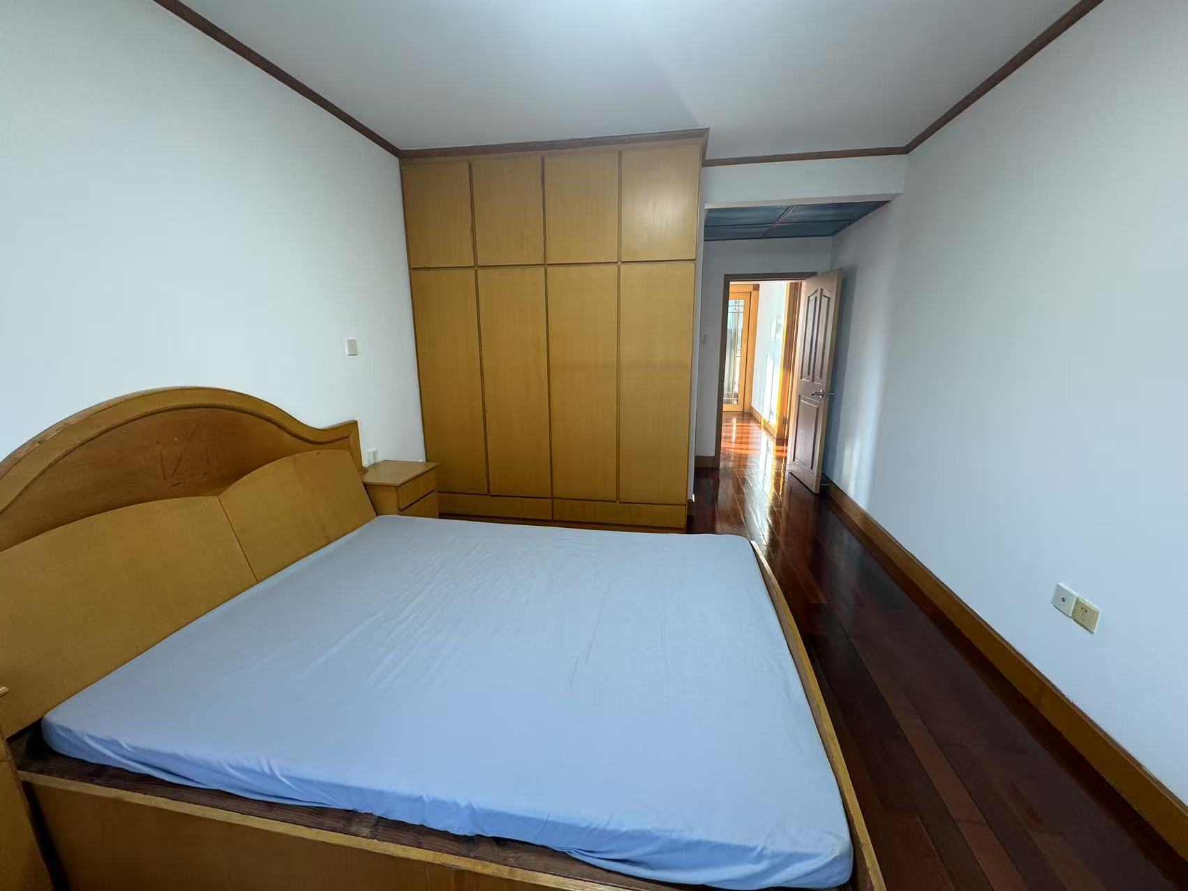 北濠顺遂楼 3室2厅2卫 143m&sup2;