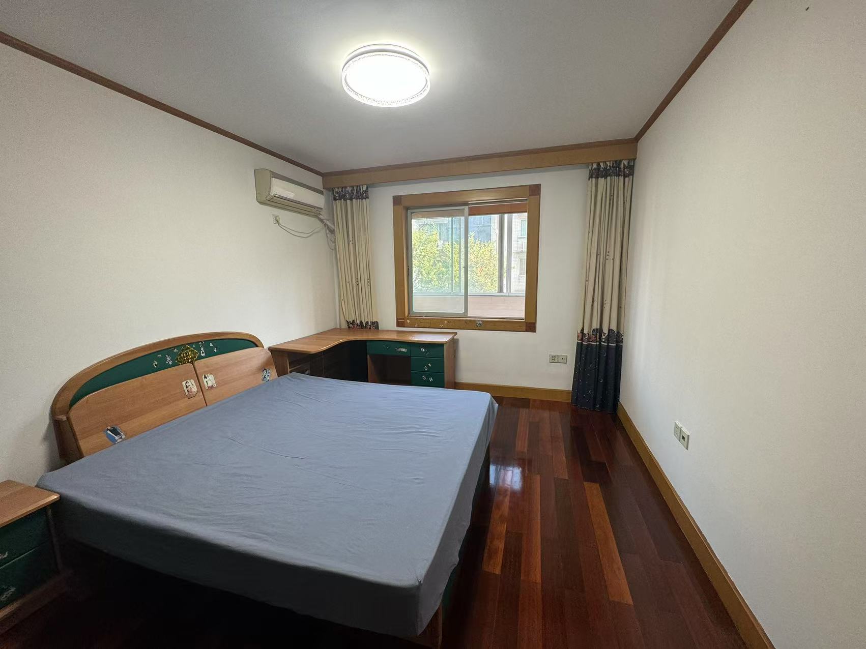 北濠顺遂楼 3室2厅2卫 143m&sup2;