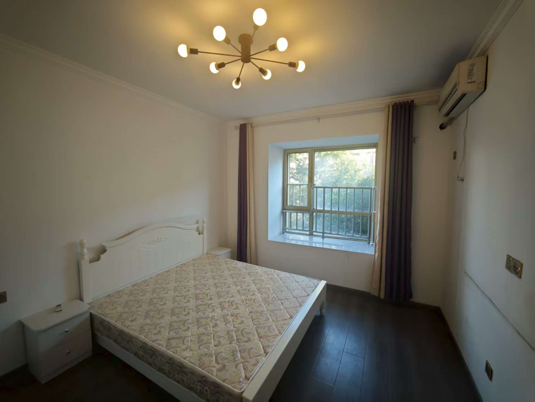 尚海湾 2室2厅1卫 105m&sup2;