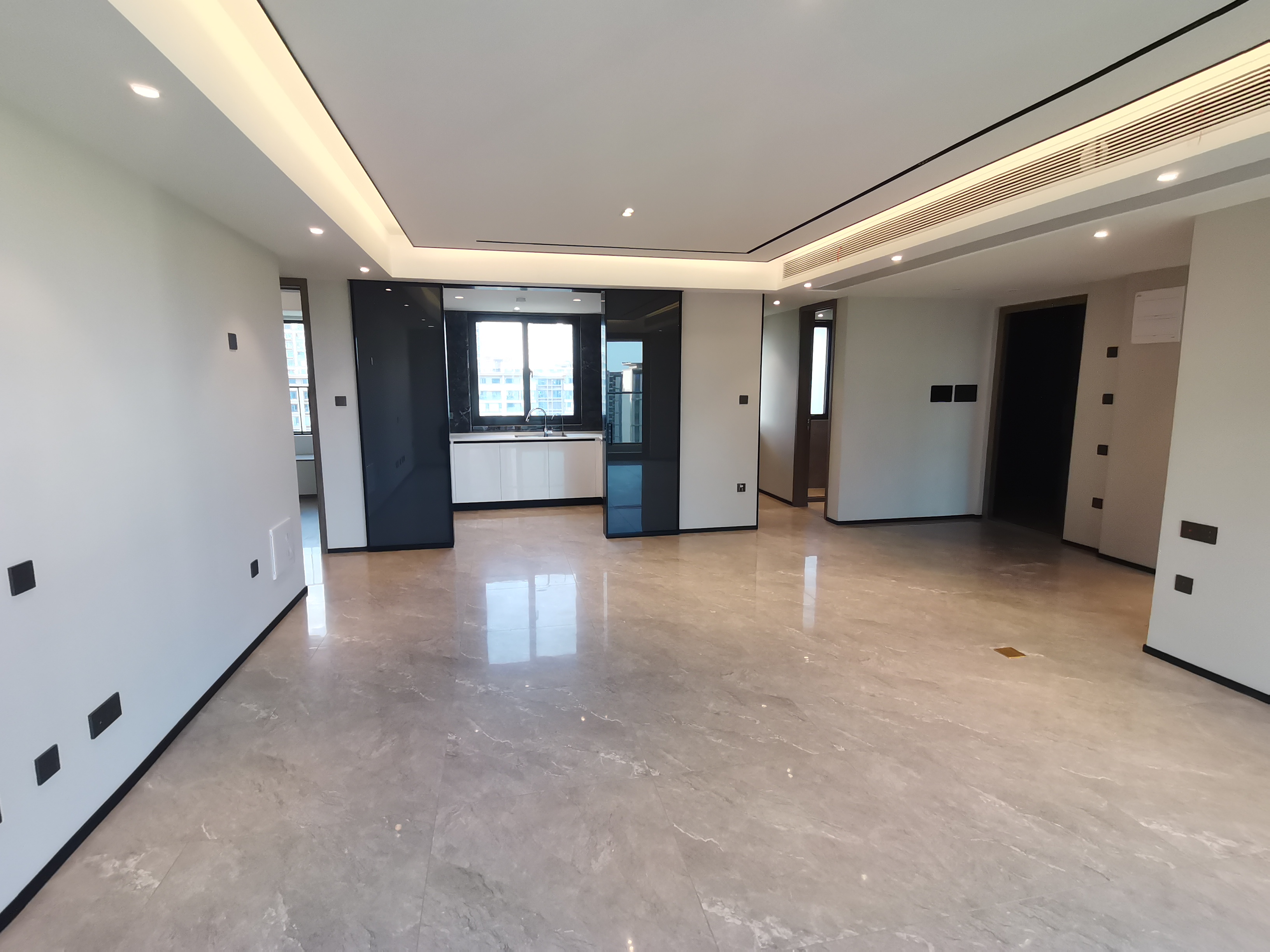 万科·揽境(揽境花苑) 3室2厅2卫 139m²