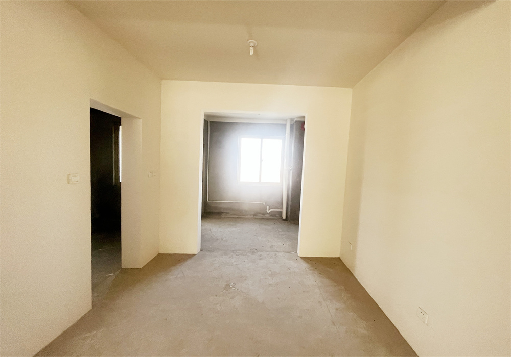 尚海湾 3室2厅2卫 136m&sup2;