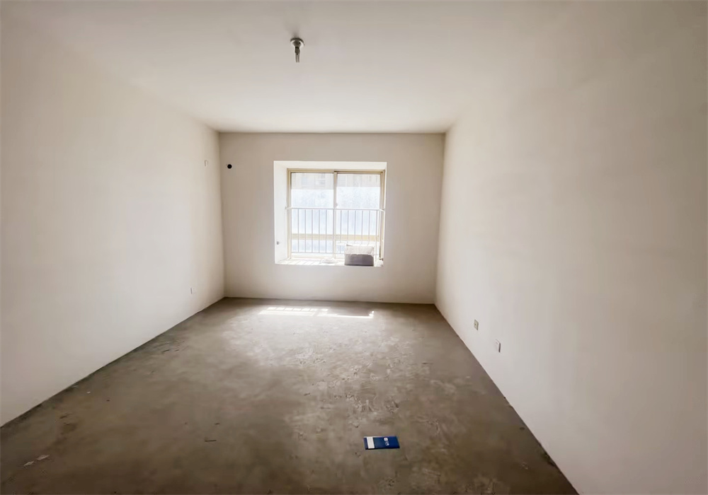 尚海湾 3室2厅2卫 136m&sup2;