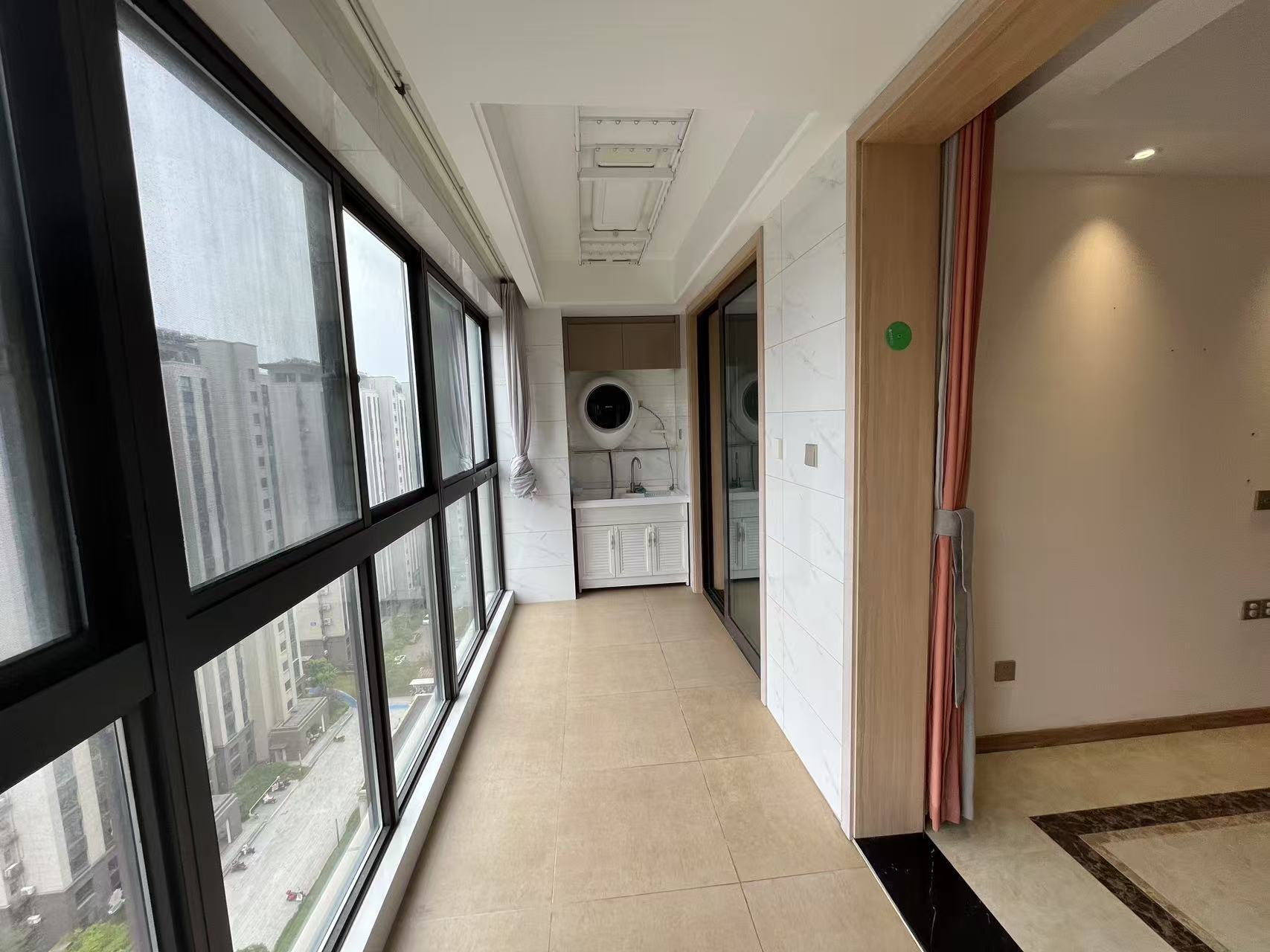 上悦城 3室2厅1卫 100m&sup2;