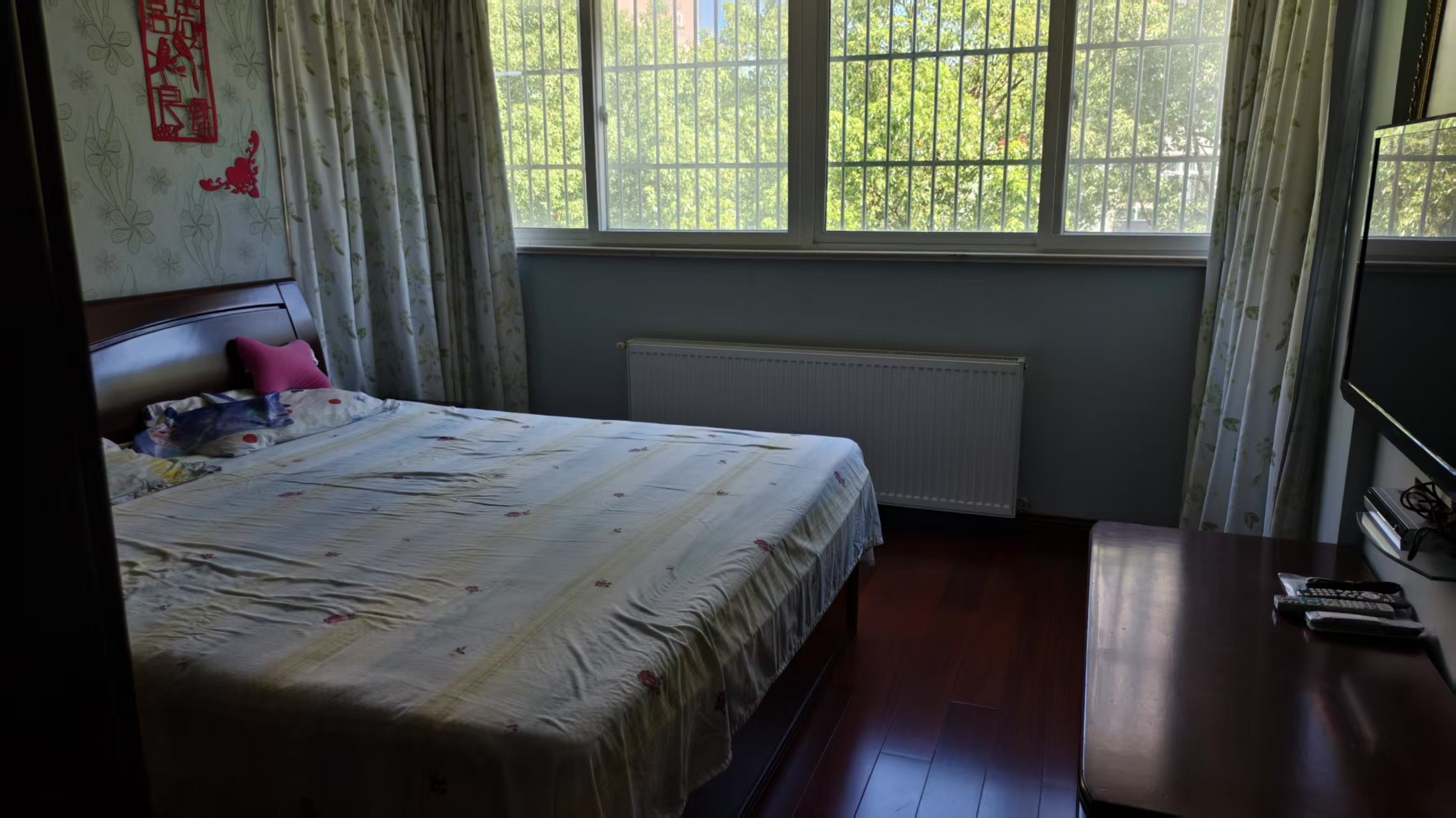 天虹花园 3室3厅2卫 258.73m&sup2;