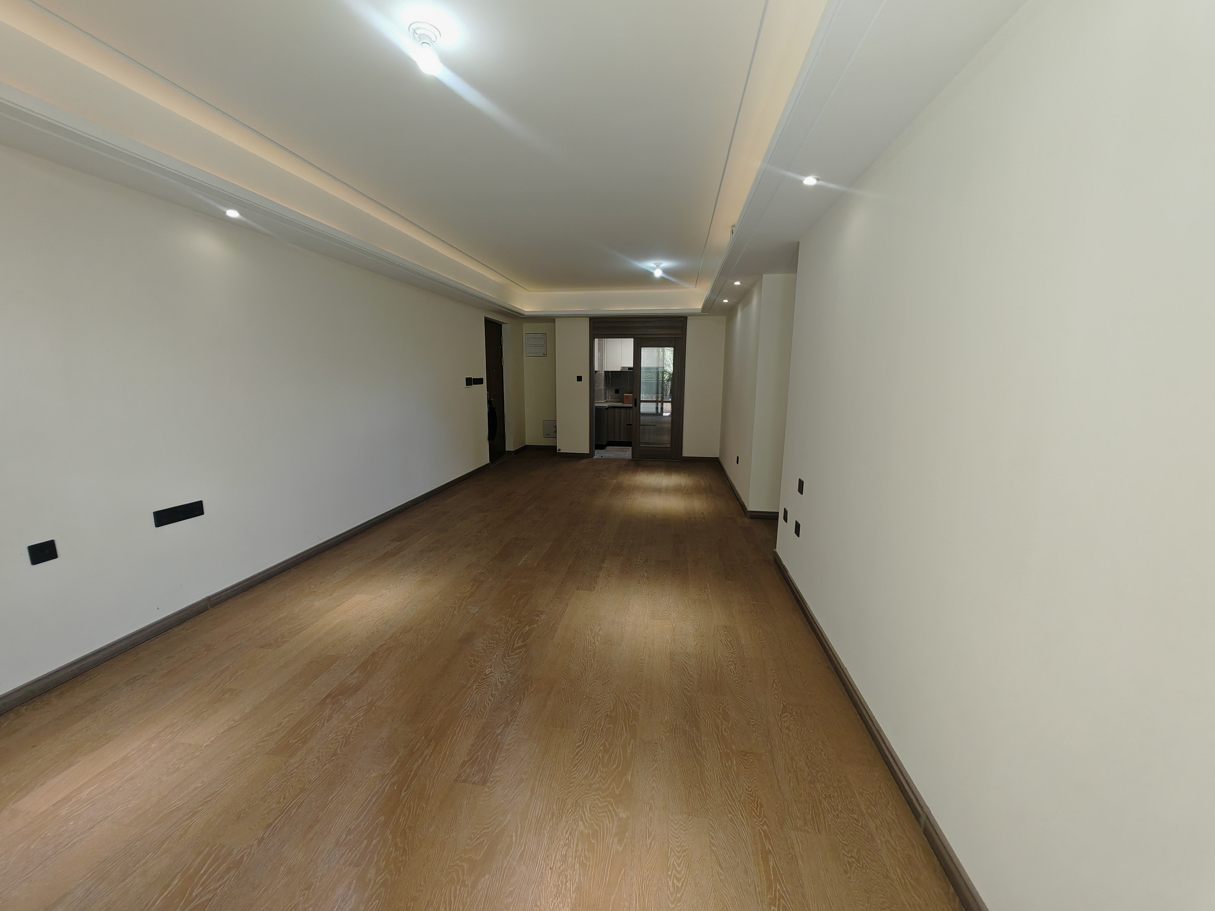 湖山源著 3室2厅2卫 115m²
