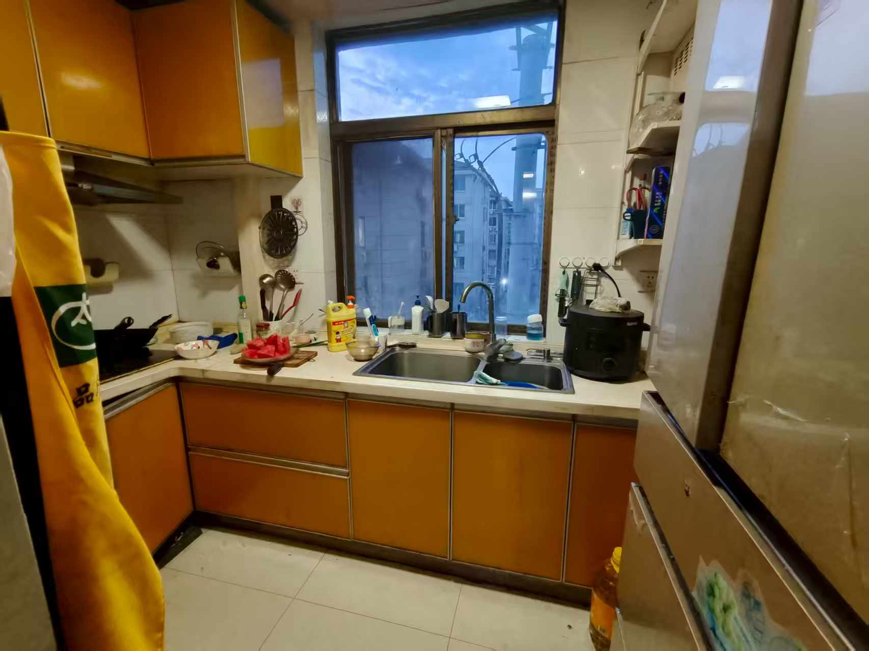 光明南村 2室1厅1卫 67m&sup2;