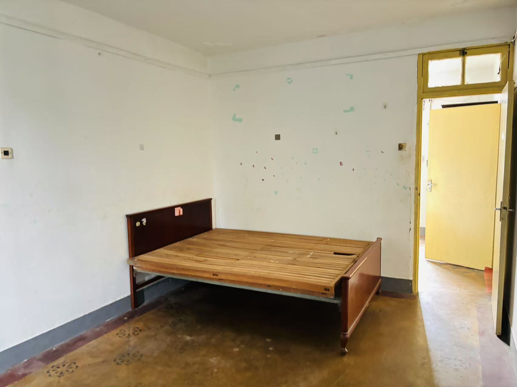 新桥新村 3室1厅1卫 74m&sup2;