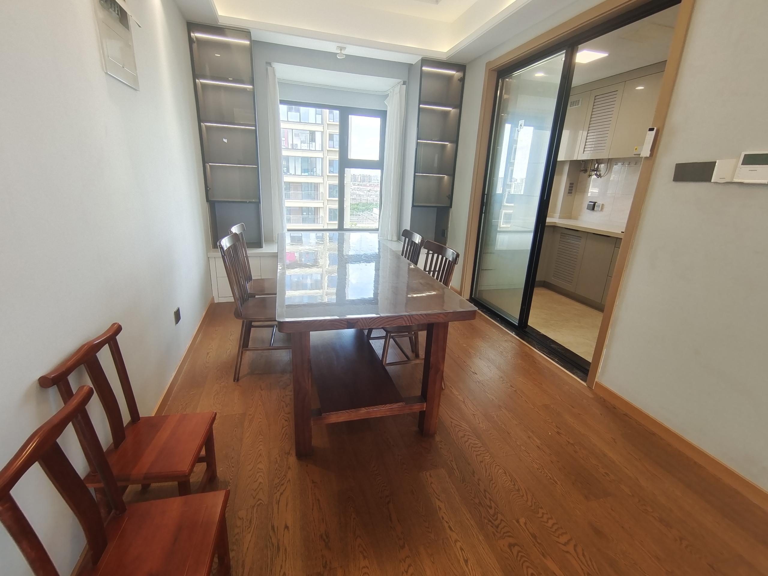 春风南岸东园 4室2厅2卫 136m&sup2;