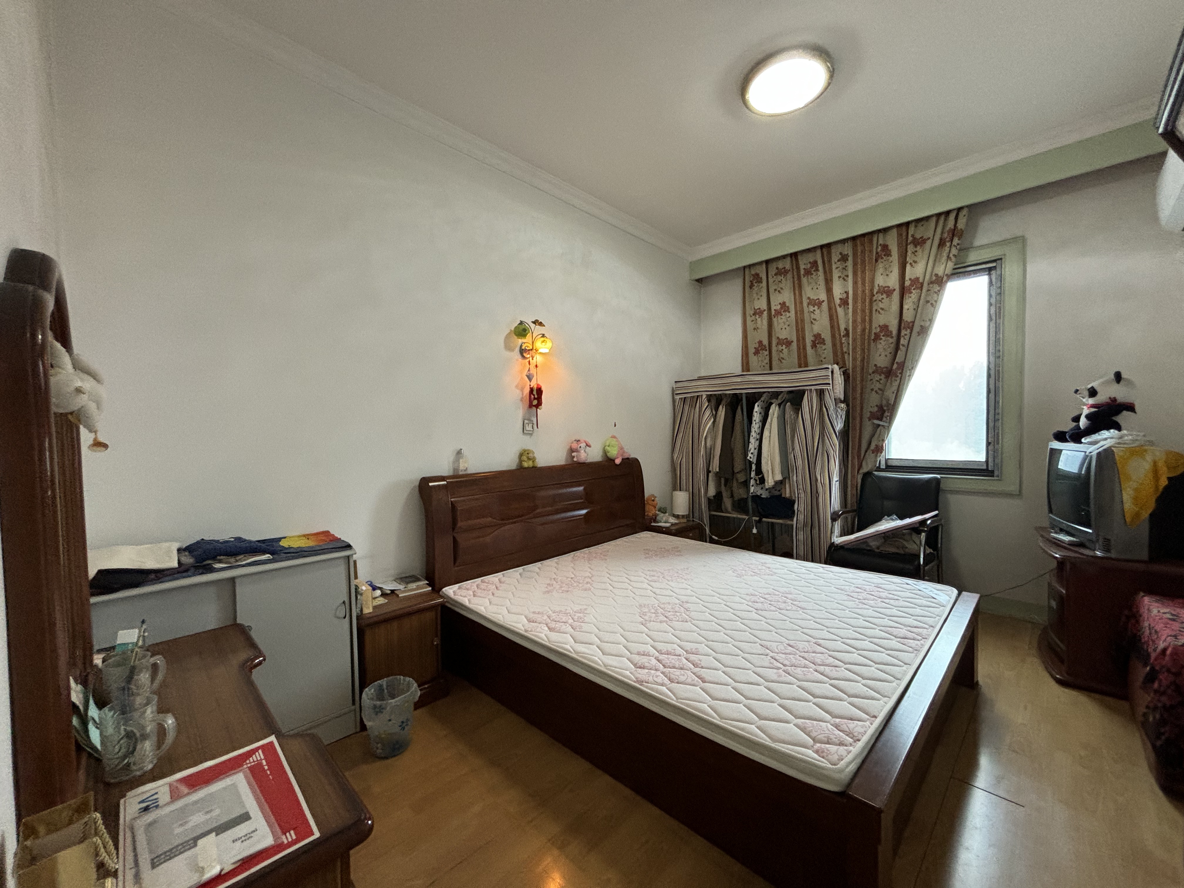 光明西村 2室1厅1卫 75m&sup2;