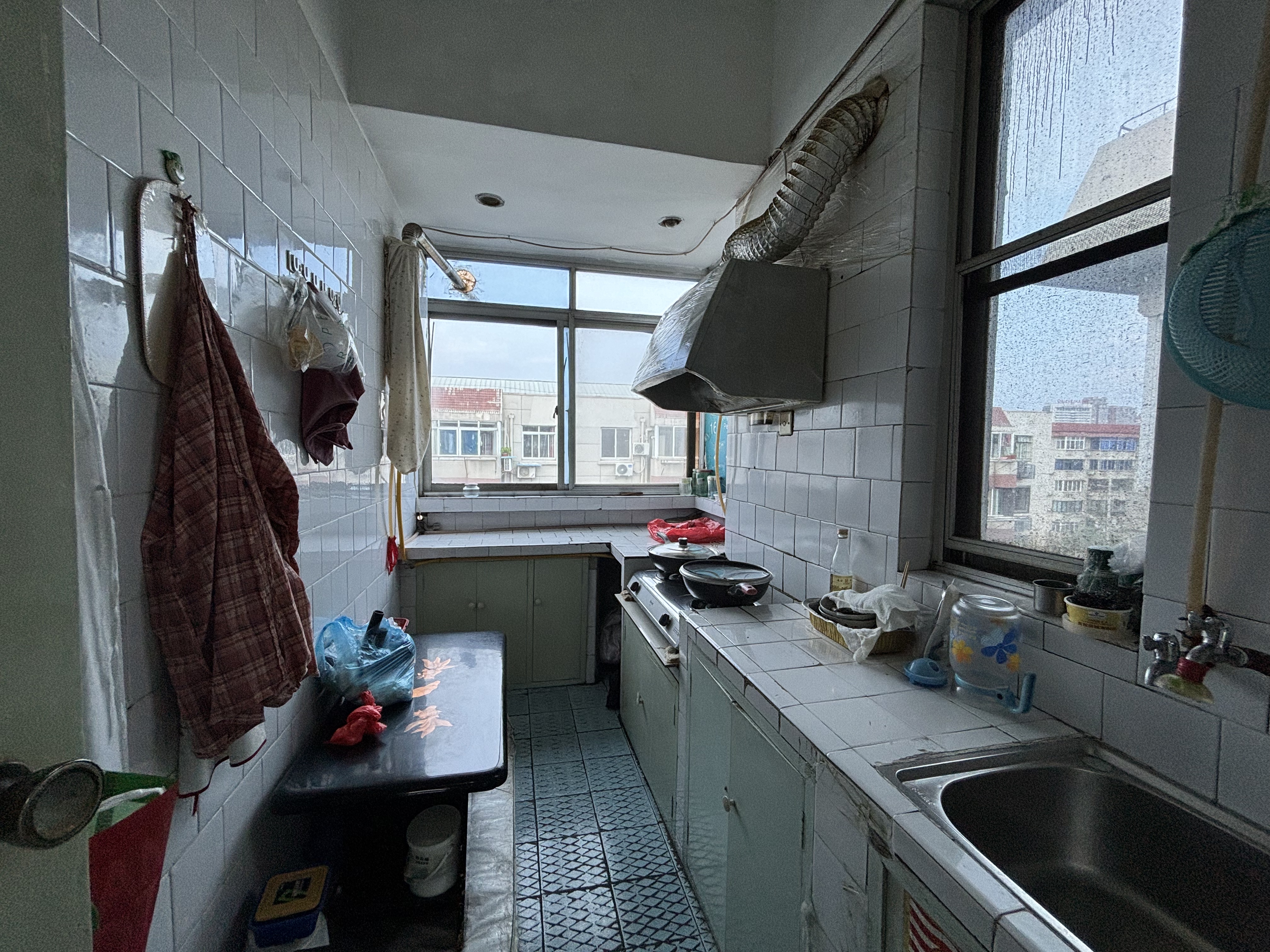 光明西村 2室1厅1卫 75m&sup2;