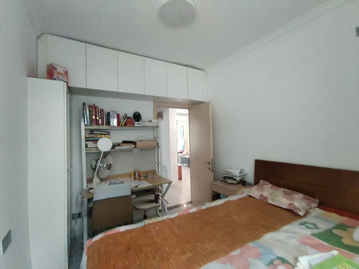中港城 2室2厅1卫 89m&sup2;