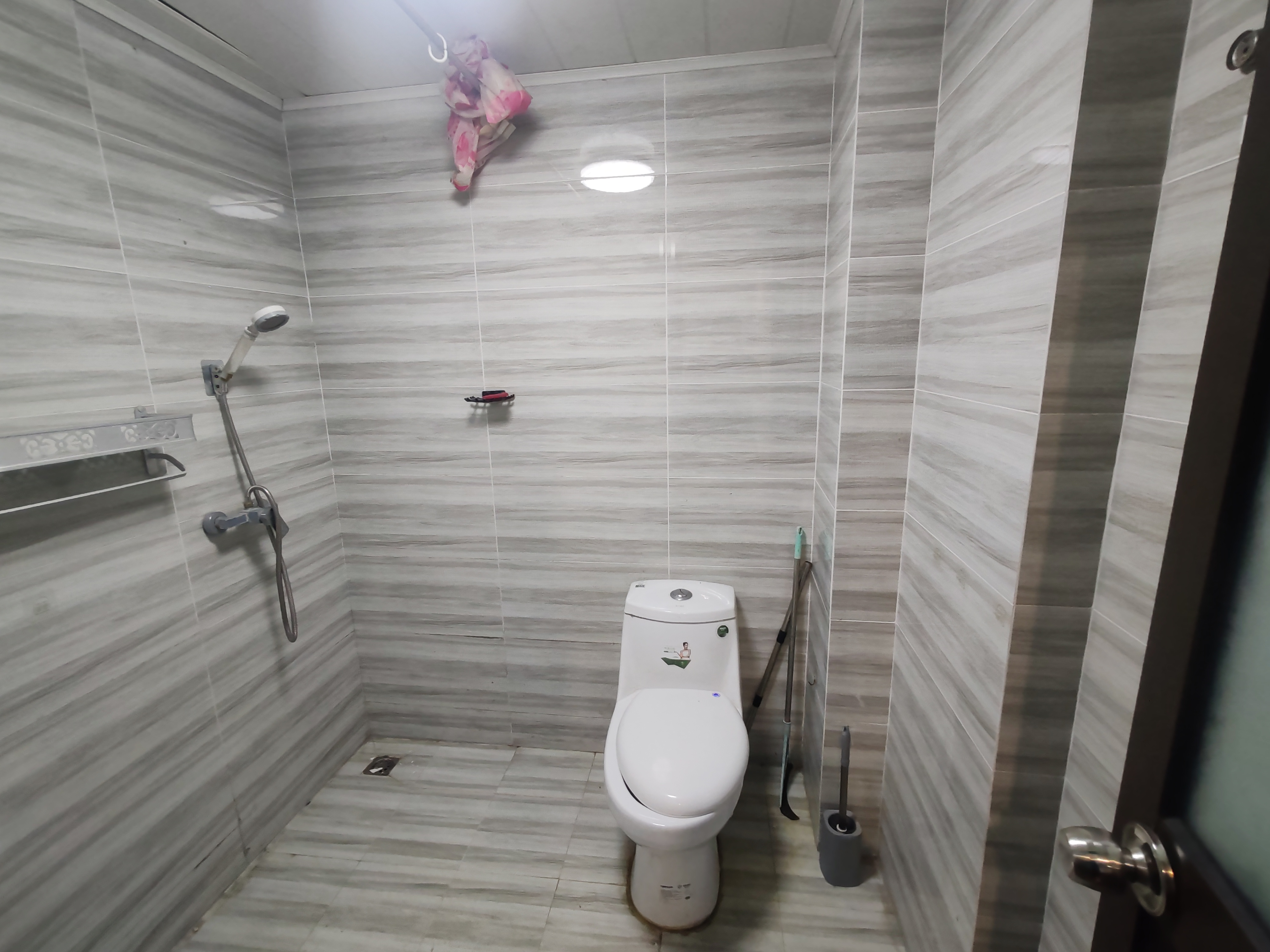 南辰濠郡 2室2厅1卫 90m&sup2;