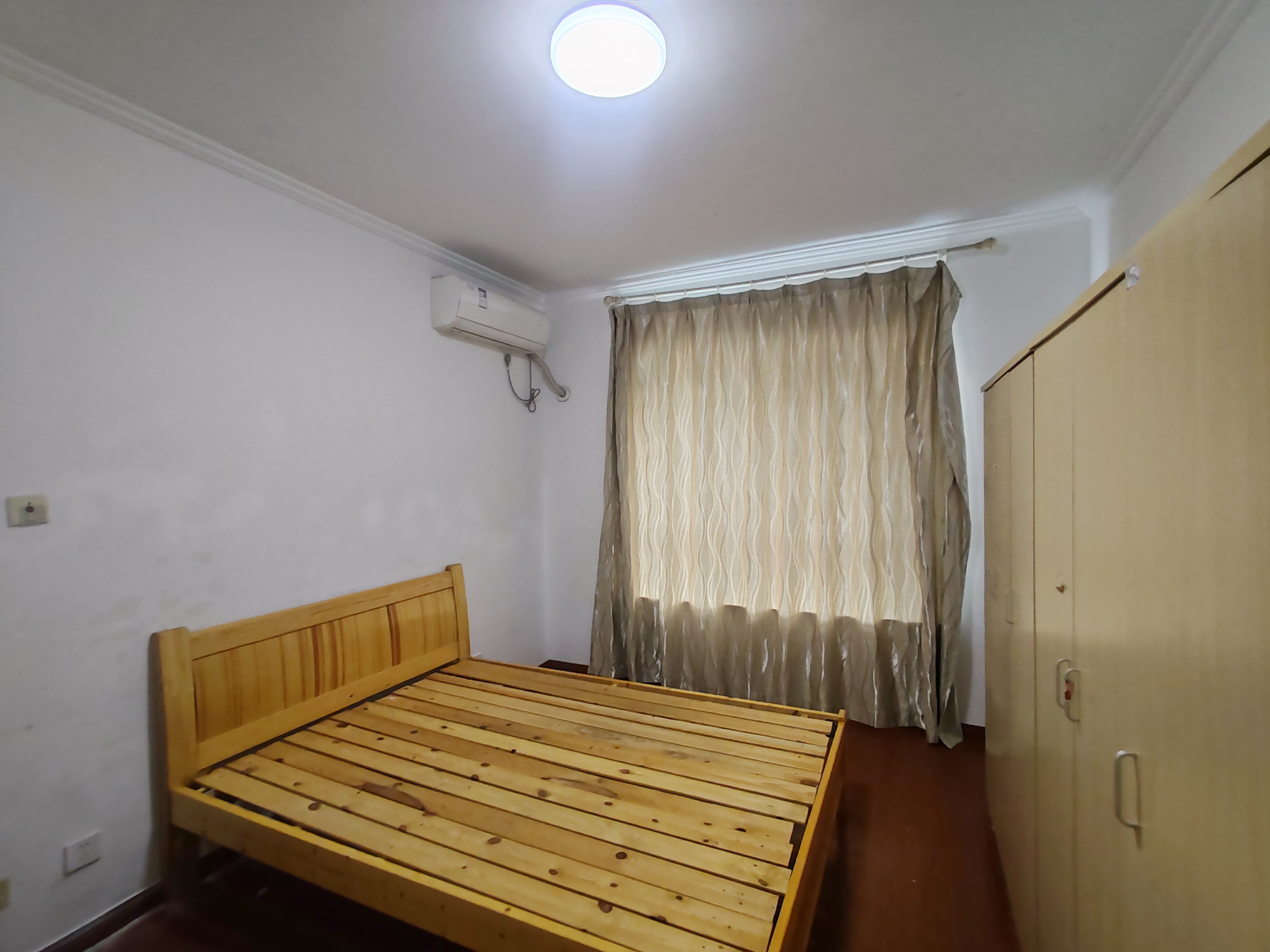 南辰濠郡 2室2厅1卫 90m&sup2;