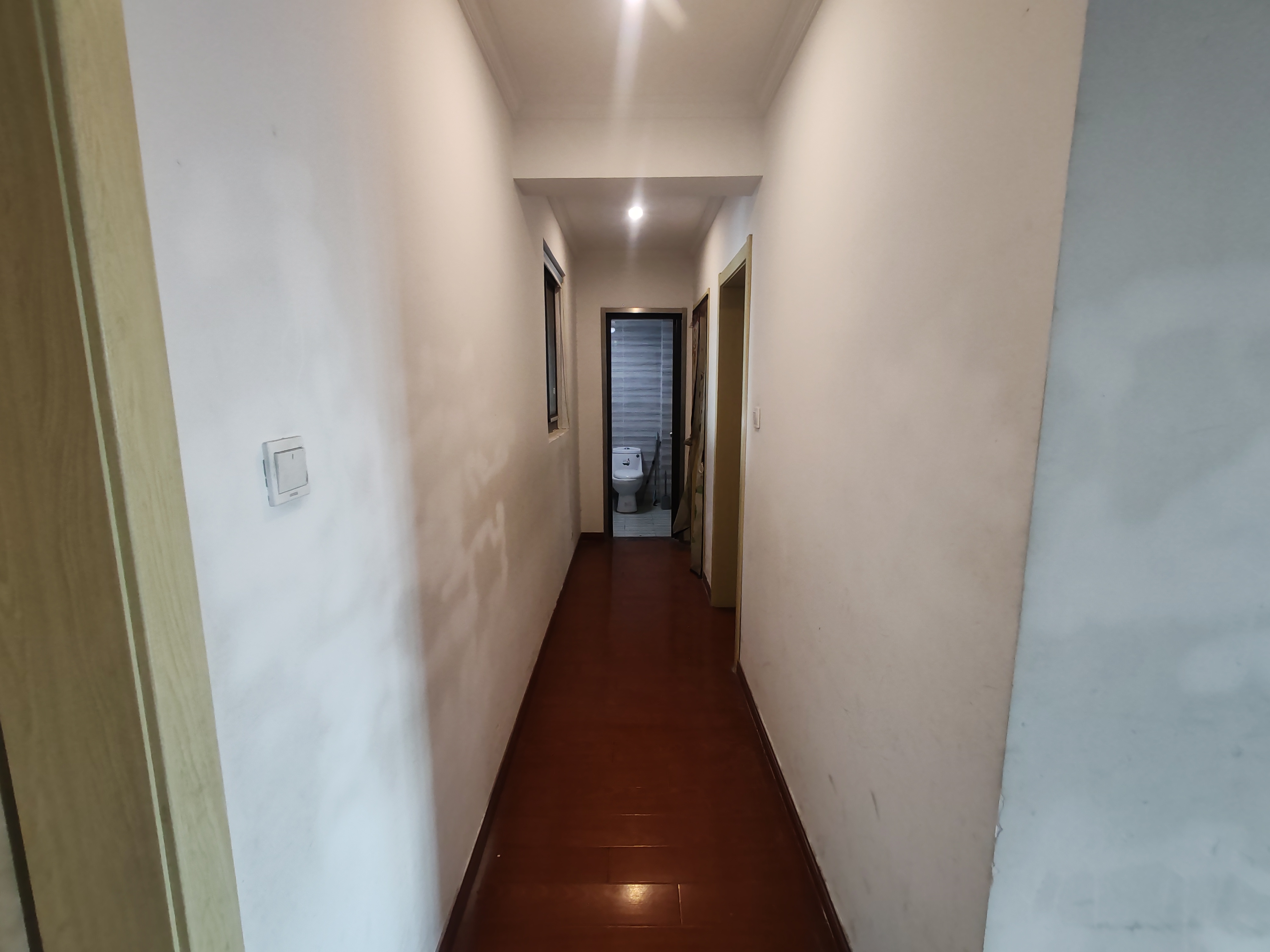 南辰濠郡 2室2厅1卫 90m&sup2;