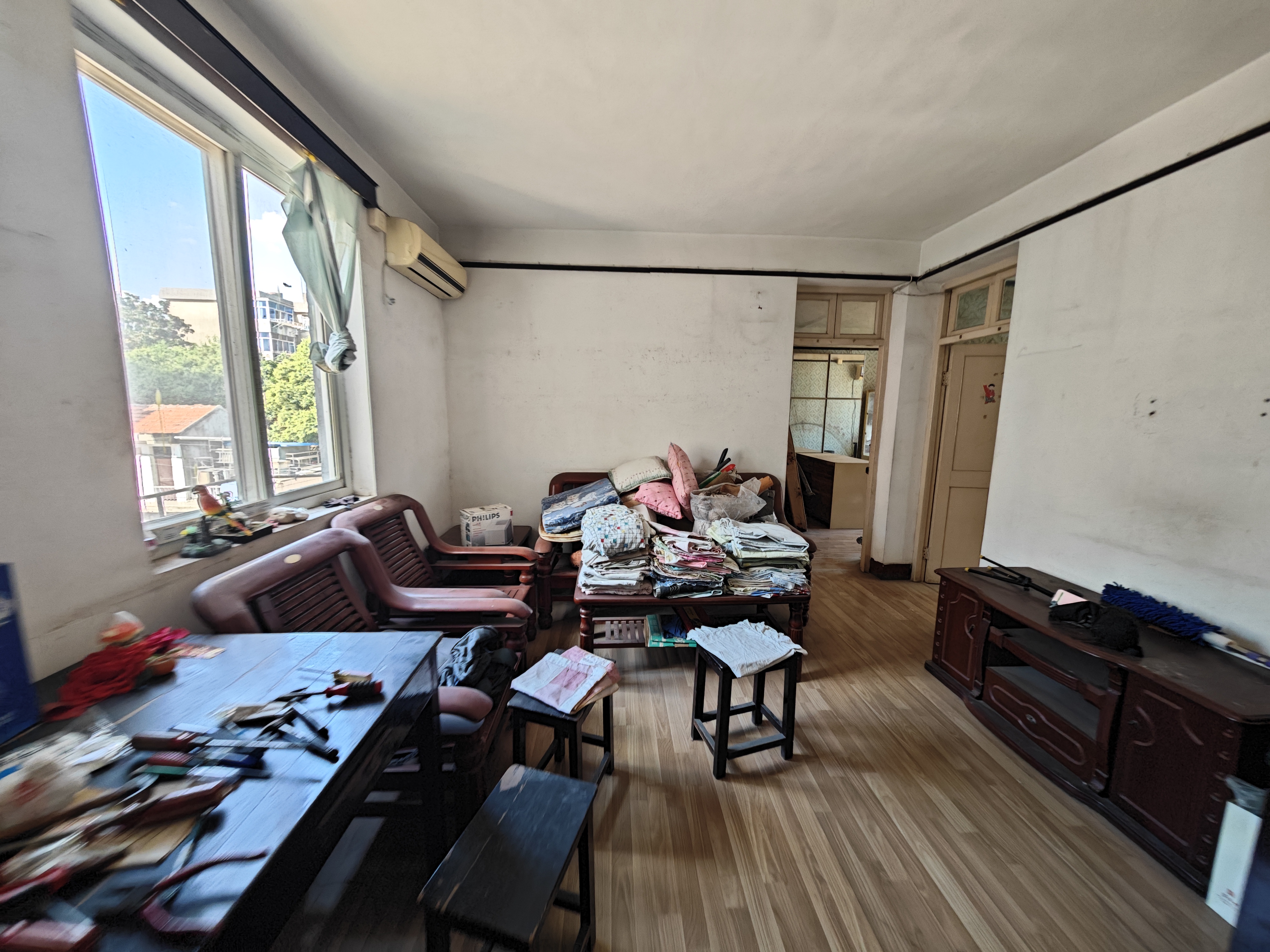 易家桥新村 3室1厅1卫 90m²
