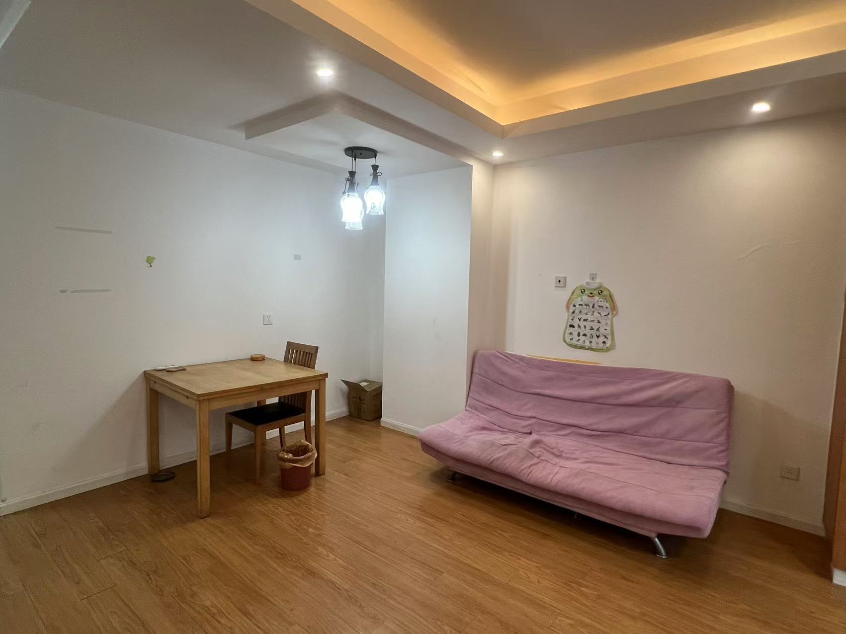 中港翡翠城 3室2厅1卫 89m&sup2;