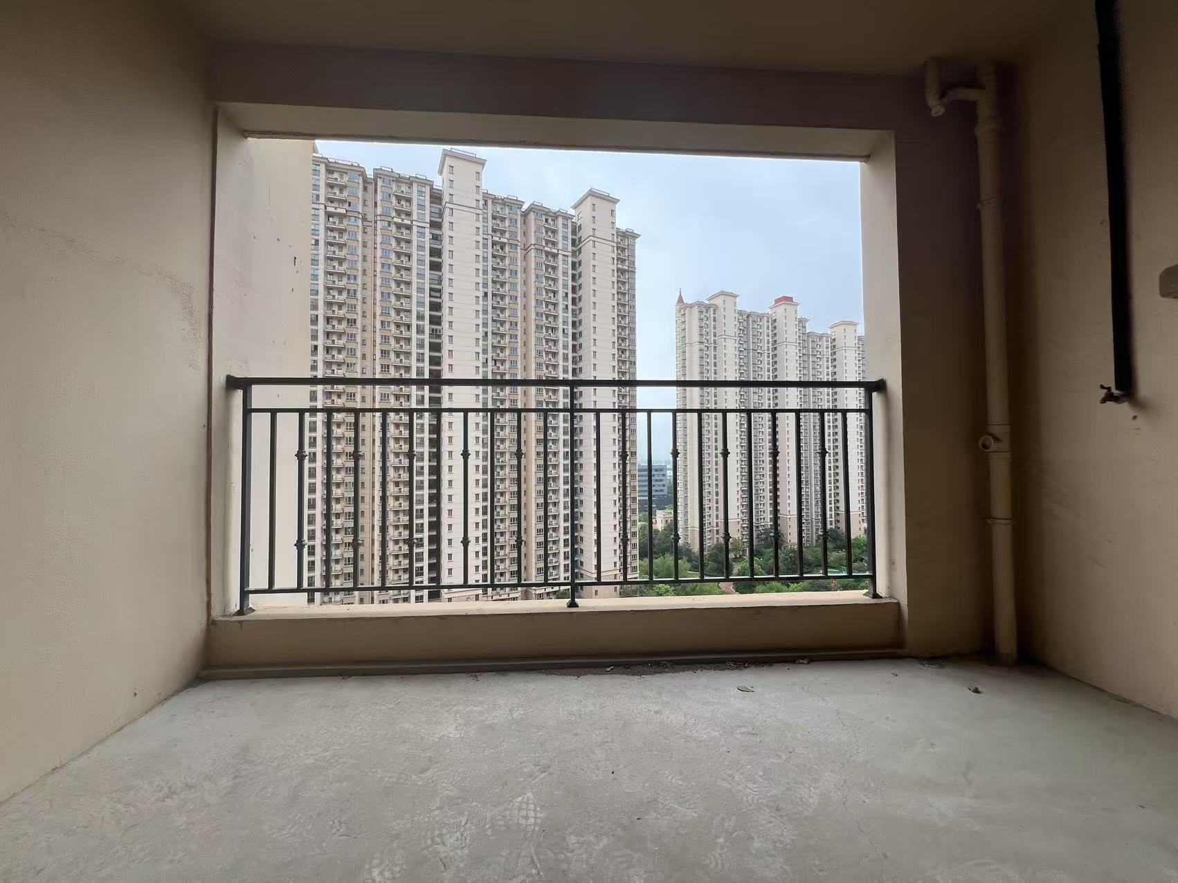 中南世纪花城三期 2室2厅1卫 111.54m&sup2;