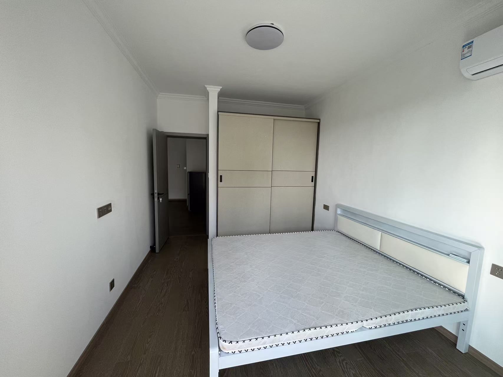 天香苑 3室2厅1卫 108m&sup2;
