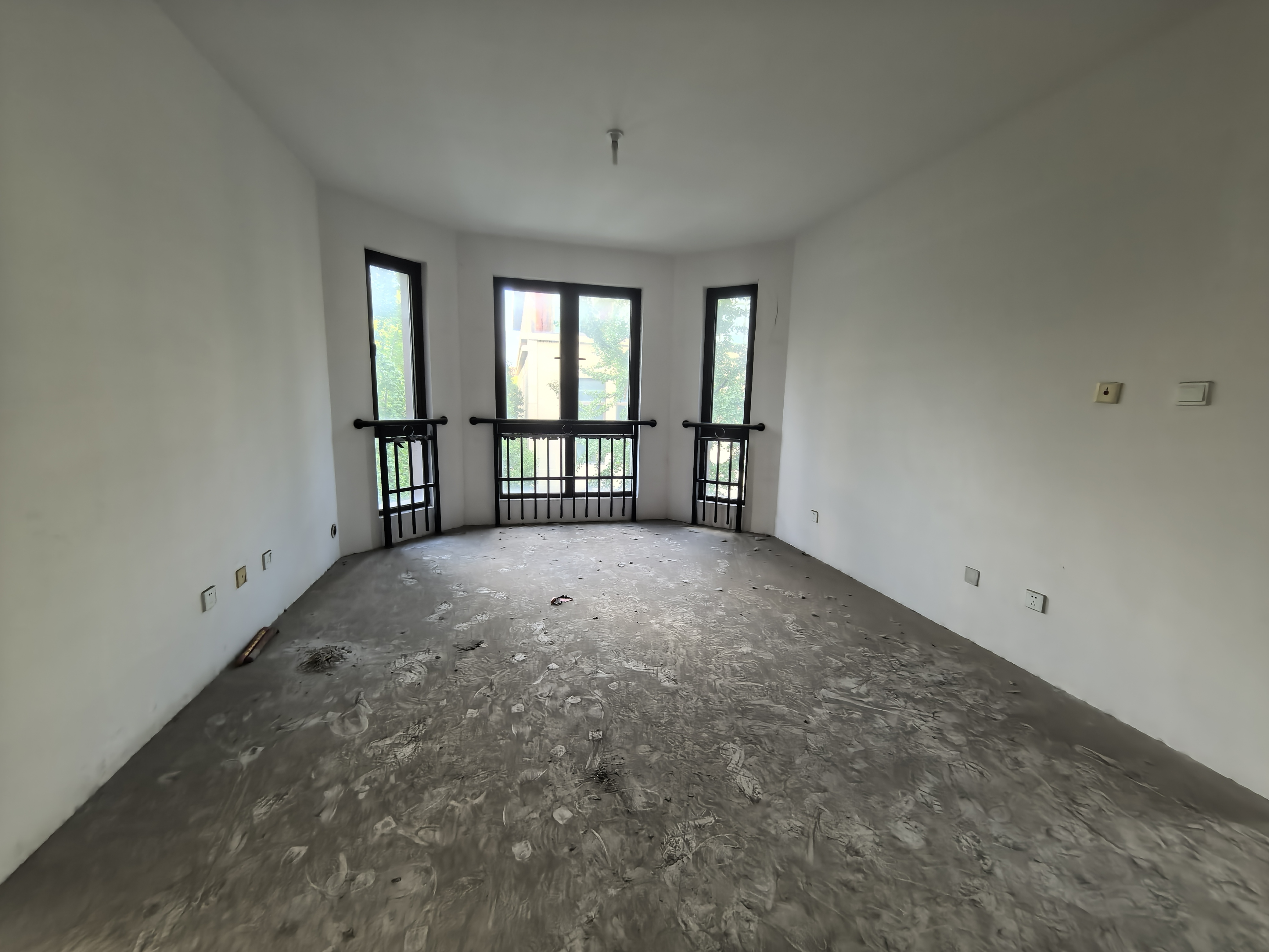 城市嘉苑 4室2厅2卫 145m&sup2;