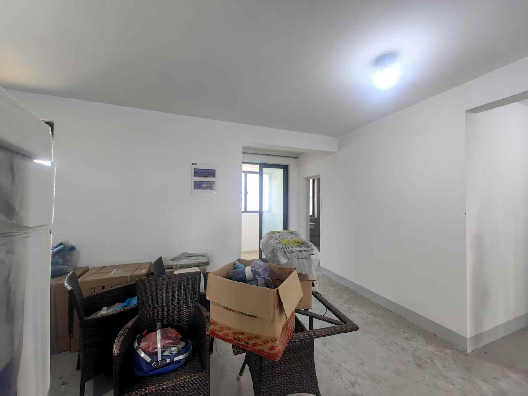 兴石花园 3室2厅1卫 114m²