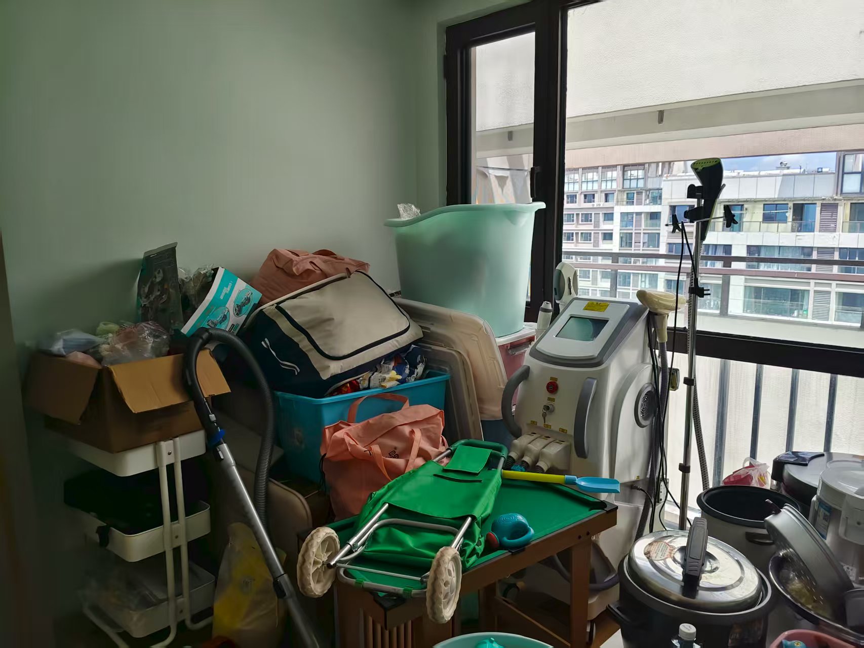 云樾东方 3室2厅1卫 97m&sup2;