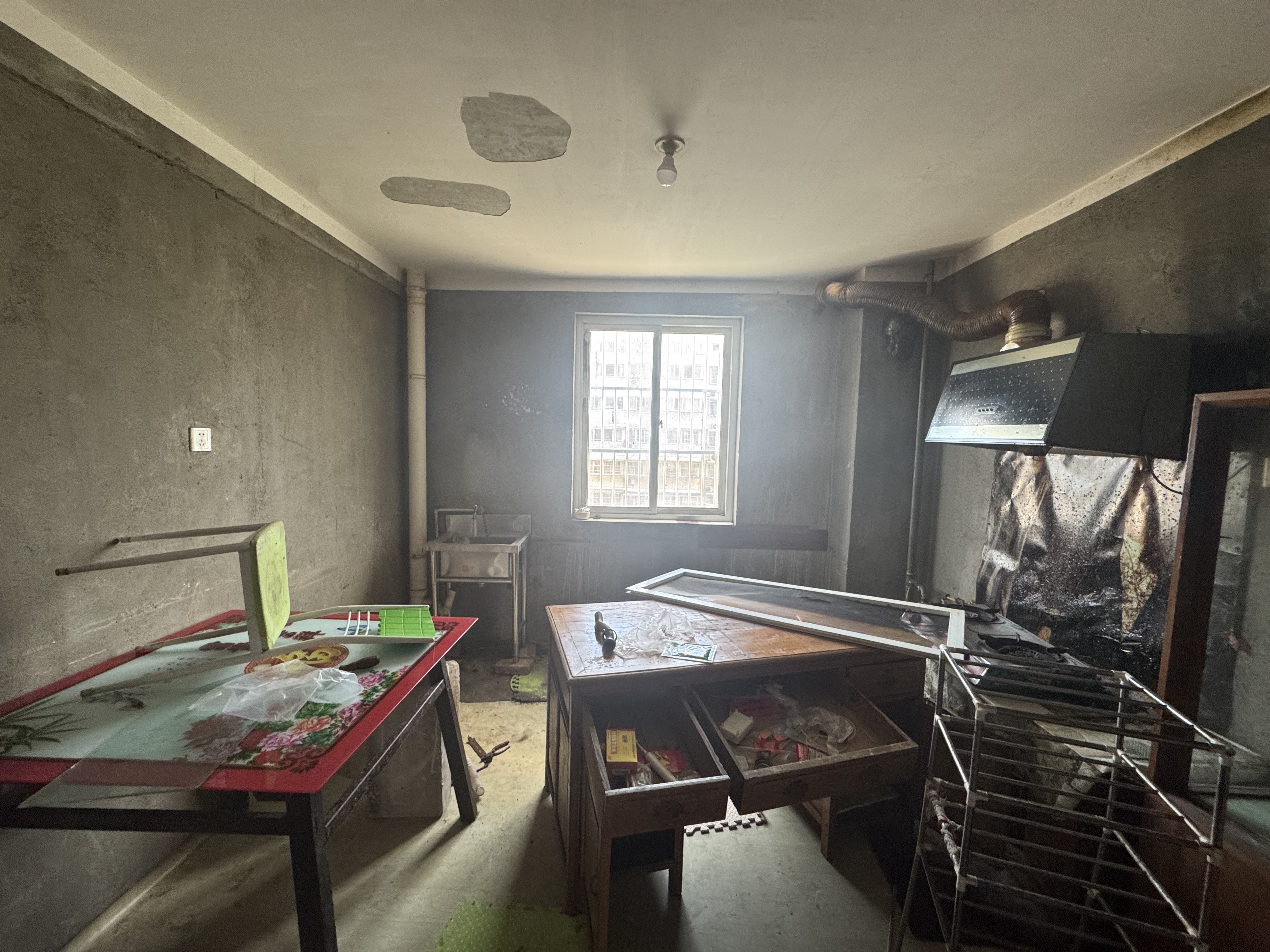 新华佳园 2室1厅1卫 91m&sup2;