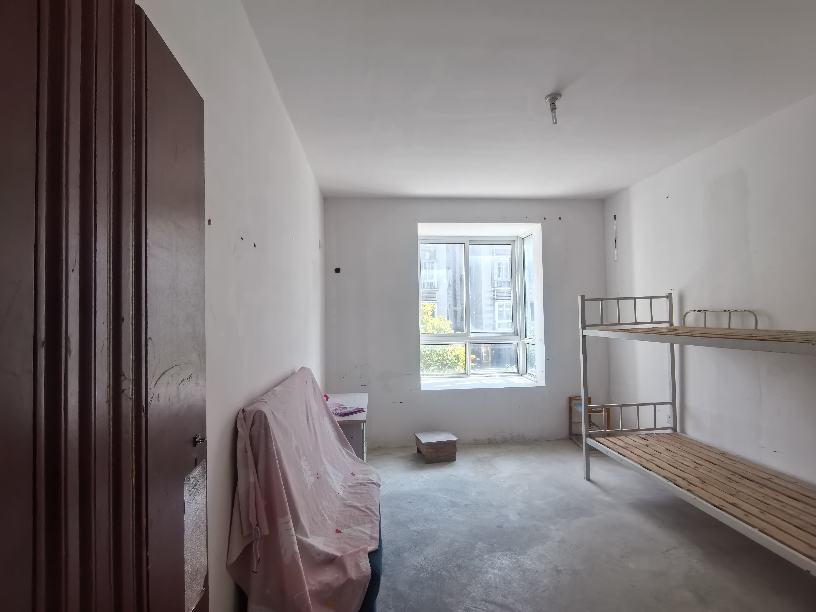 金霞南苑南区 3室2厅2卫 130m&sup2;