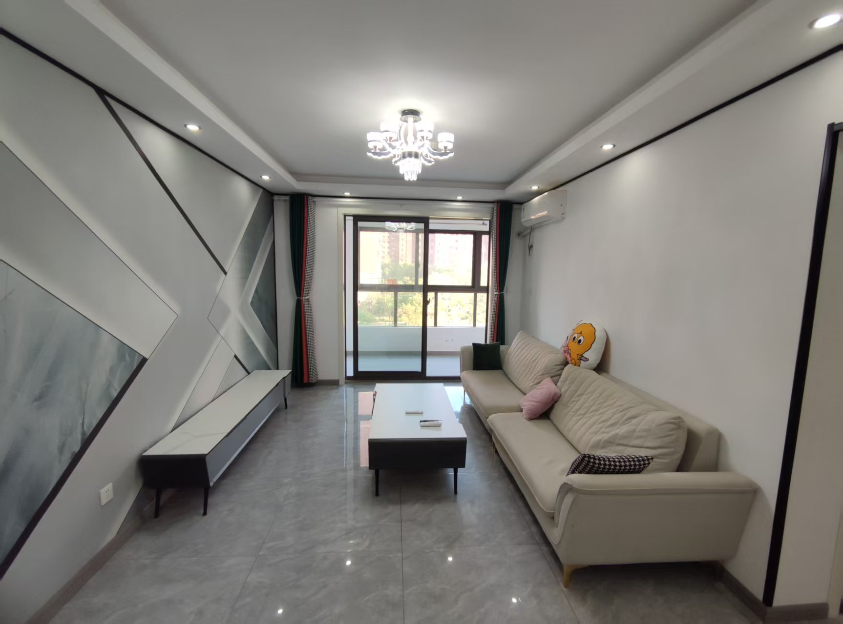 万濠星城 3室2厅1卫 100.00m&sup2;