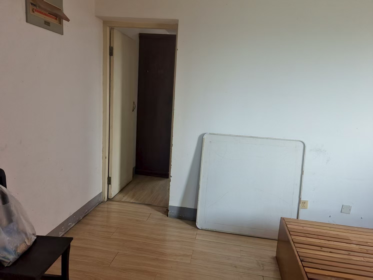 秦灶新村北区 1室1厅1卫 60m&sup2;