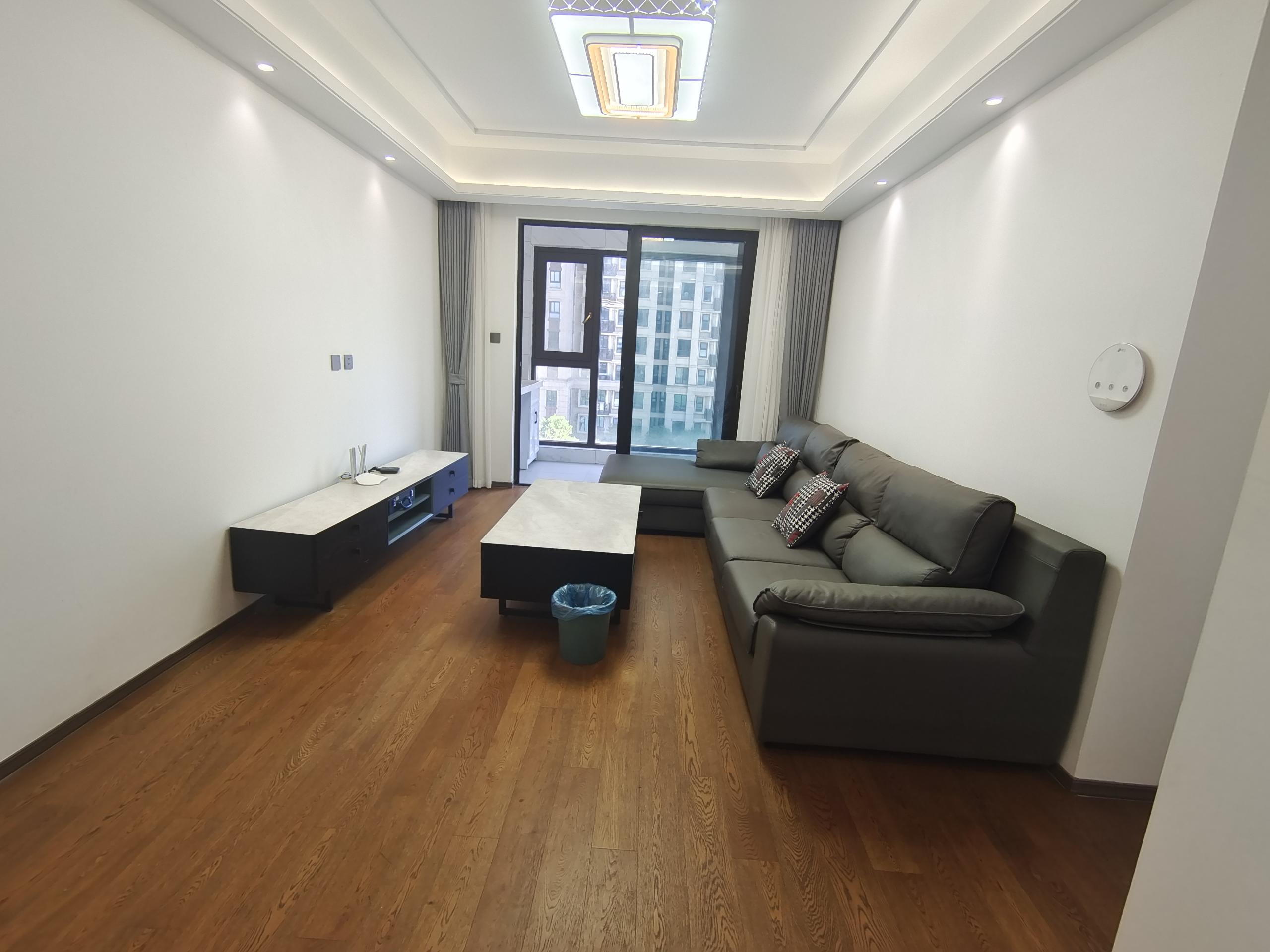 春风南岸东园 3室2厅1卫 96m&sup2;