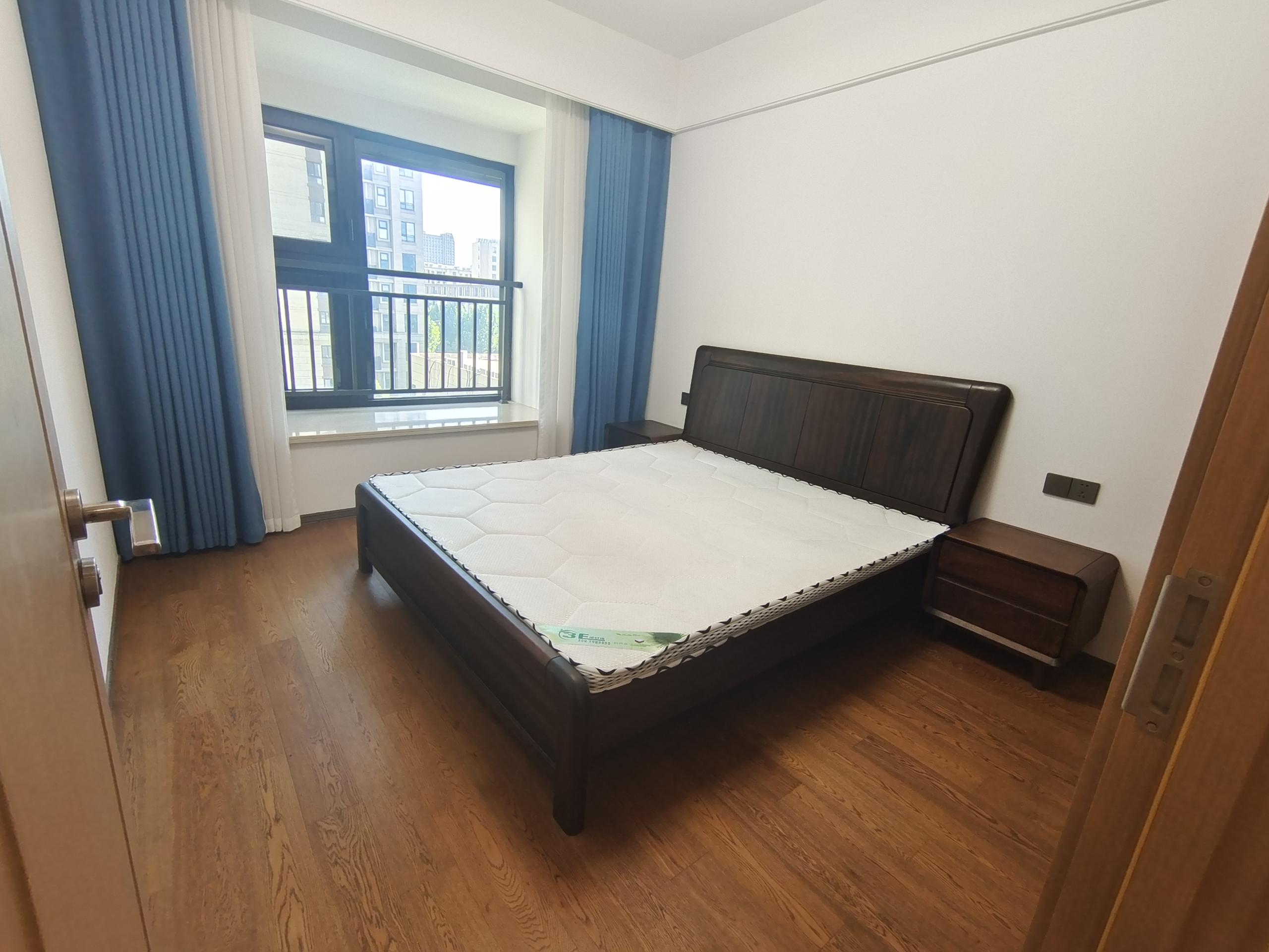 春风南岸东园 3室2厅1卫 96m&sup2;