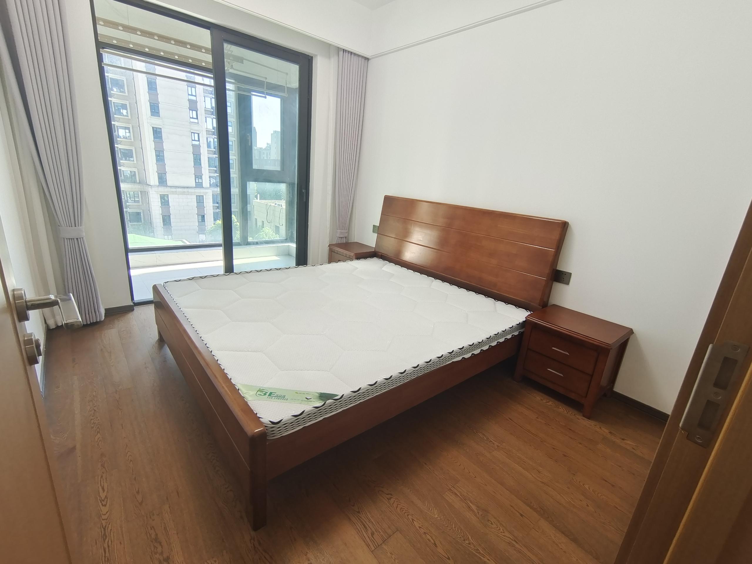 春风南岸东园 3室2厅1卫 96m&sup2;