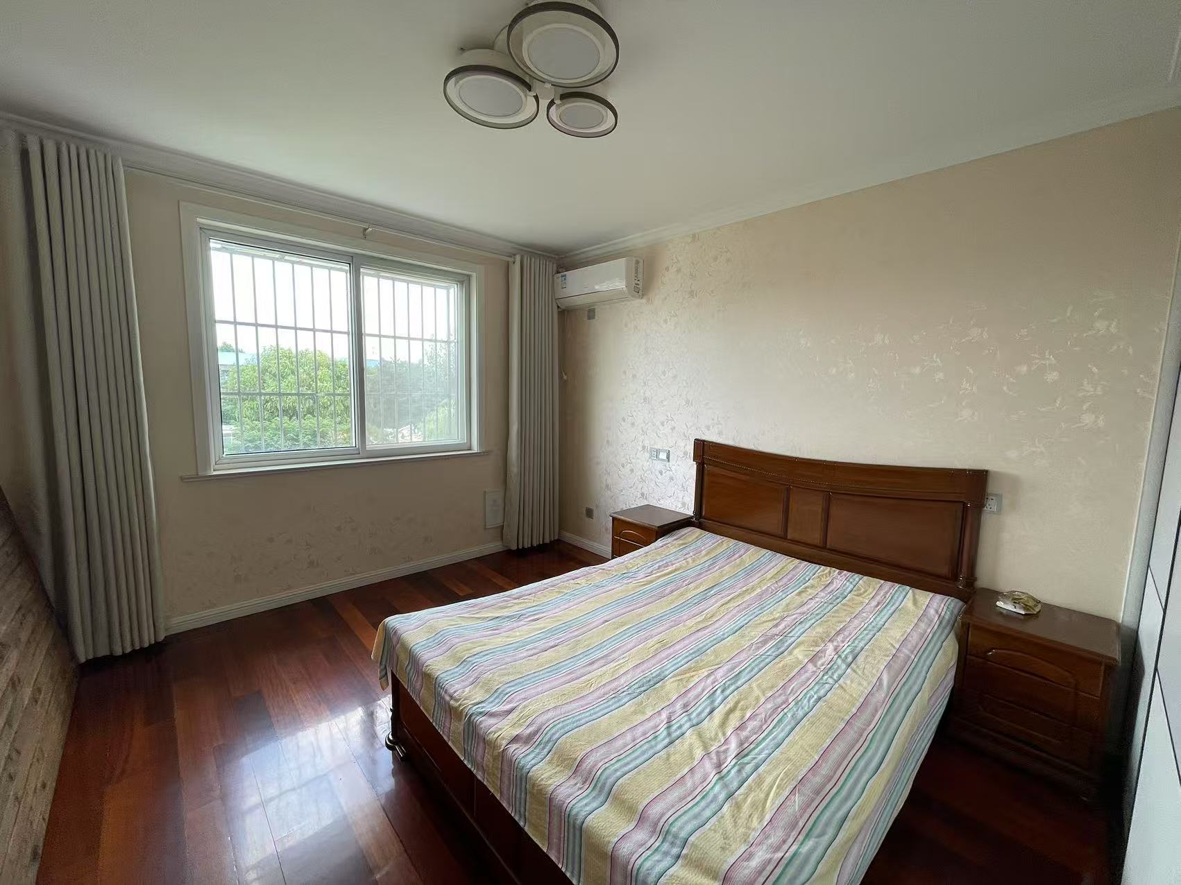 新桥北村 1室1厅1卫 28m&sup2;