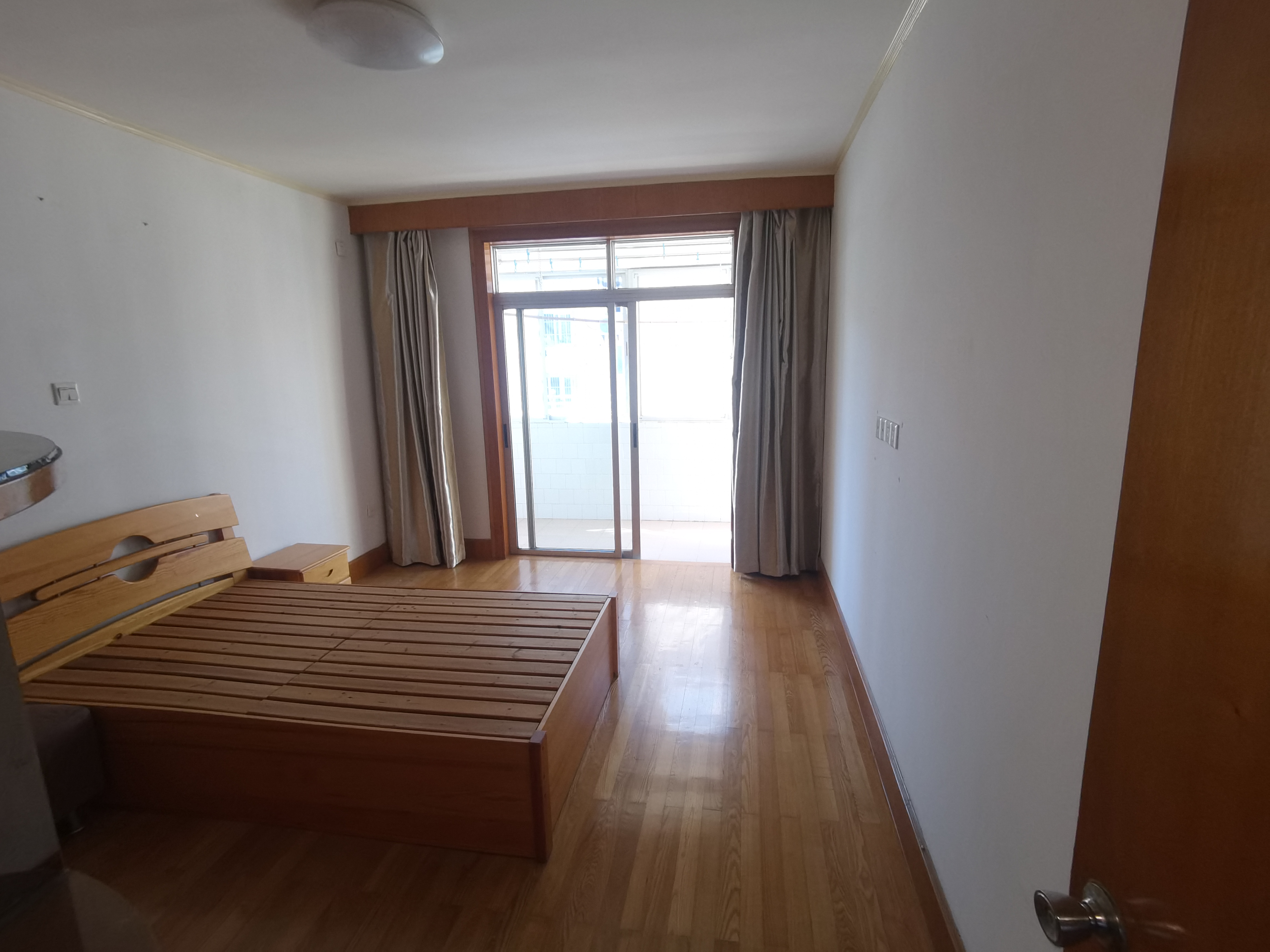 跃龙路93号 3室1厅1卫 87m&sup2;