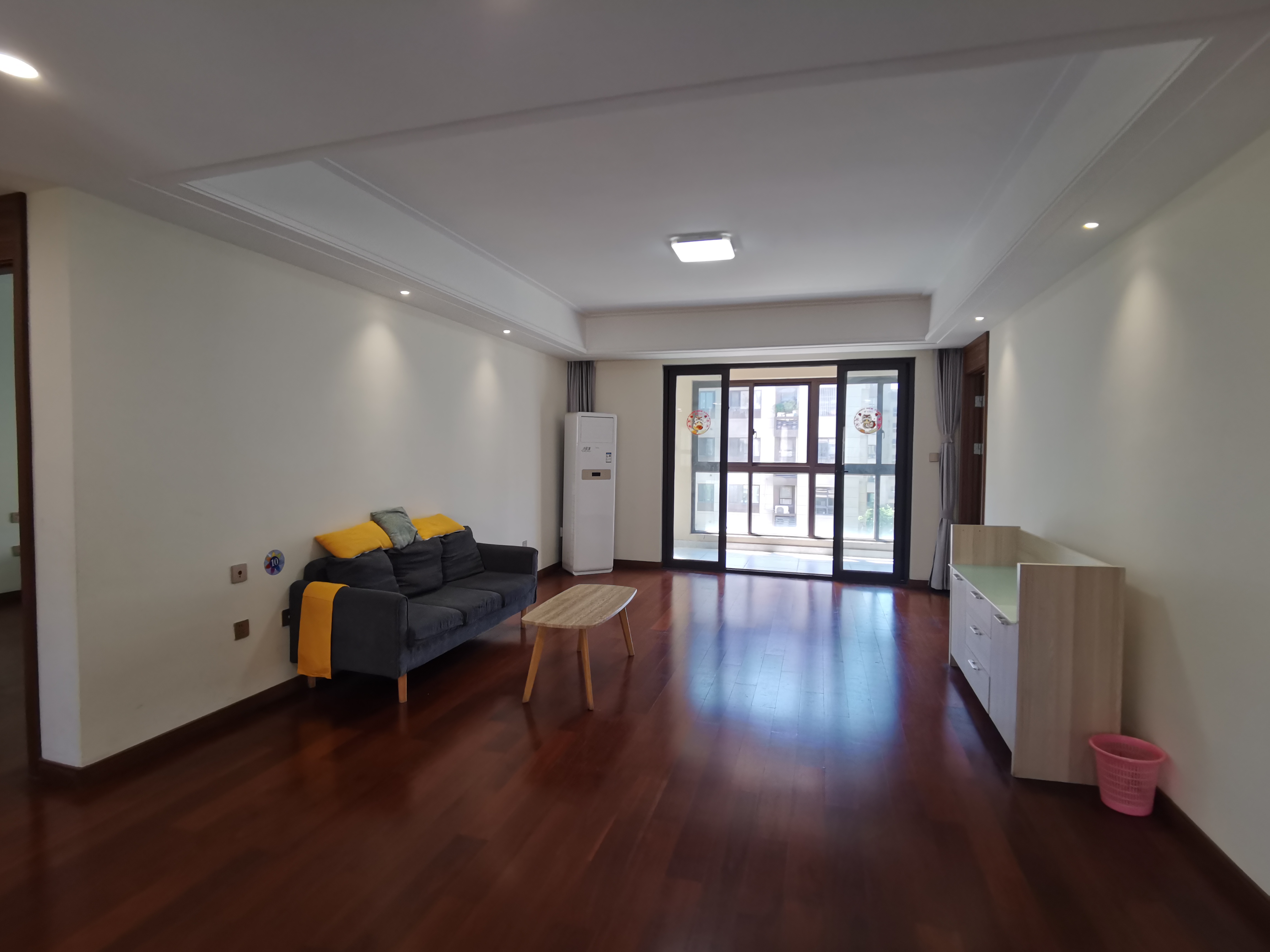 中南万科大都会 3室2厅2卫 133m²