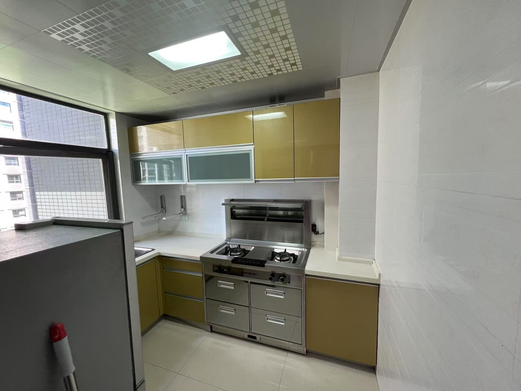 苏建阳光新城 4室2厅2卫 139m&sup2;