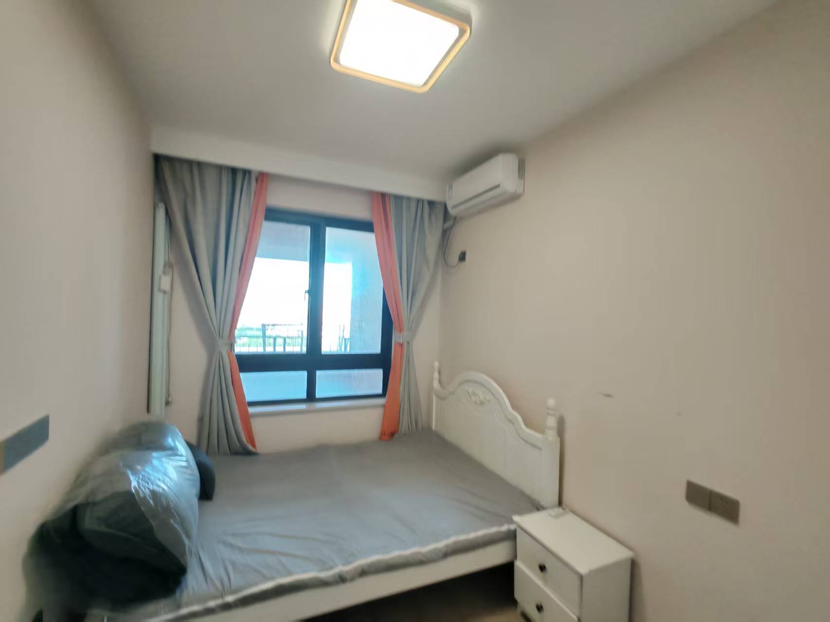 保利香槟国际 3室2厅1卫 101.03m&sup2;