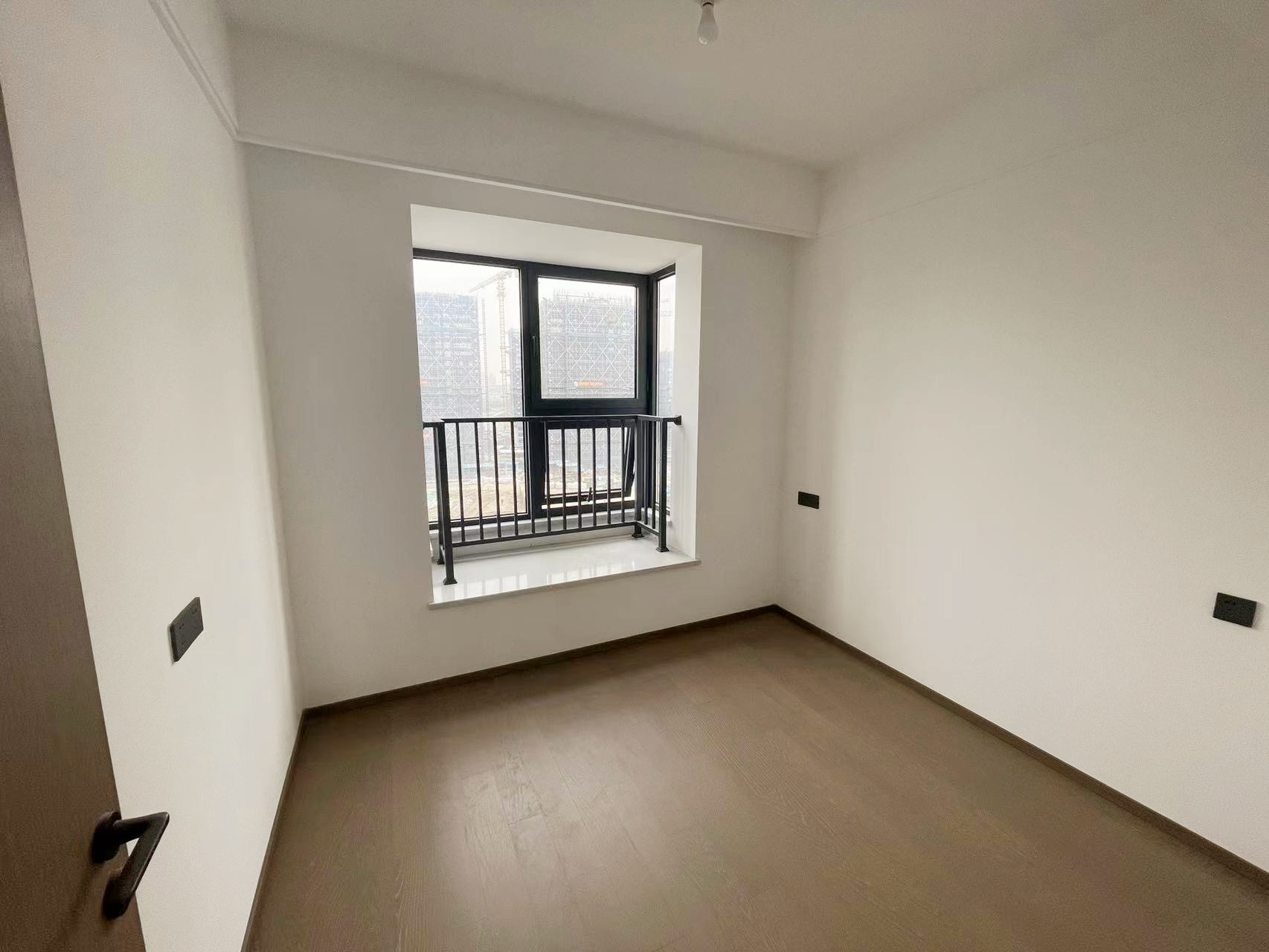 中铁逸都 3室2厅2卫 116m&sup2;