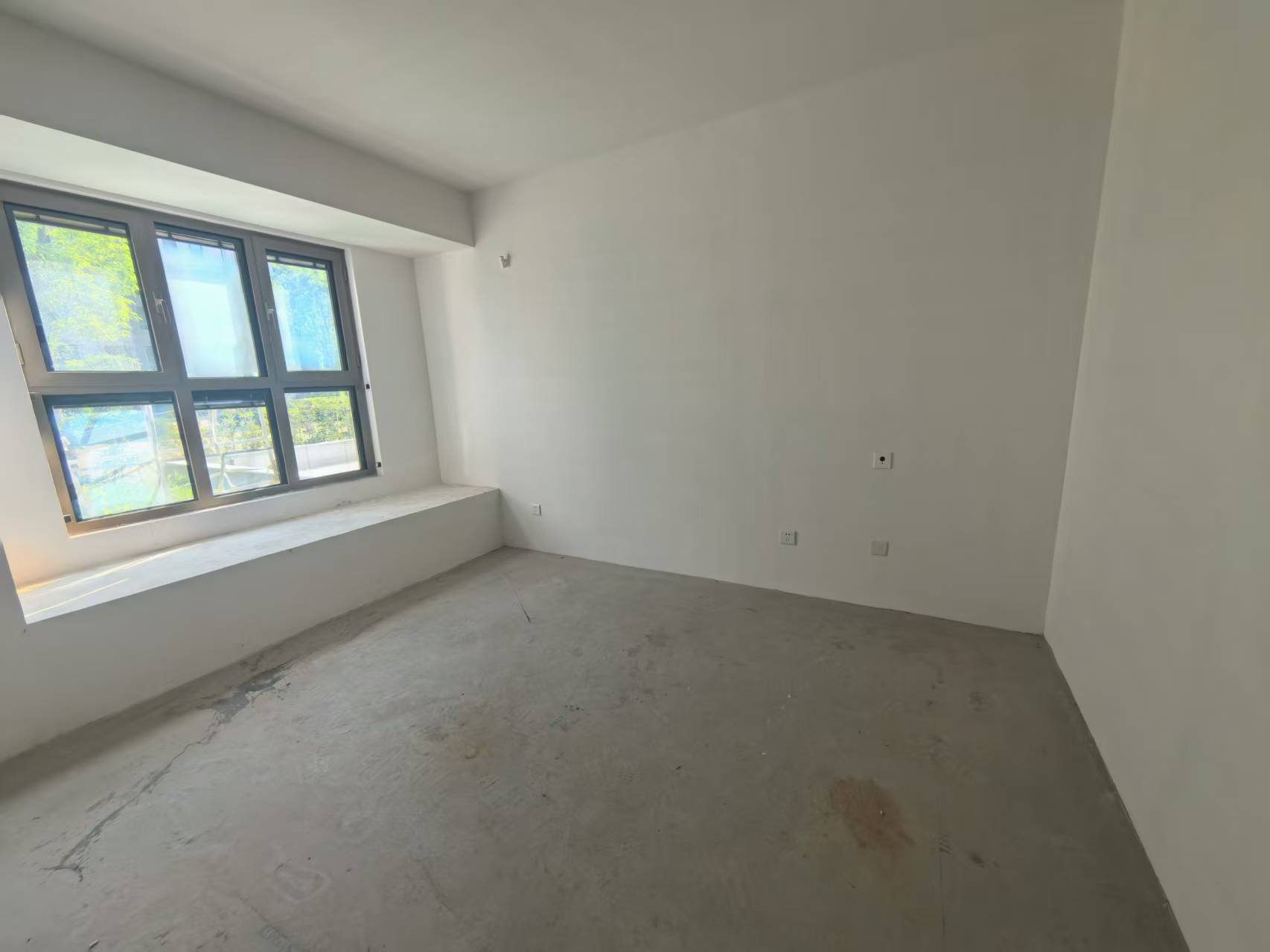 融创荣润&middot;玖樟台 3室2厅2卫 99m&sup2;