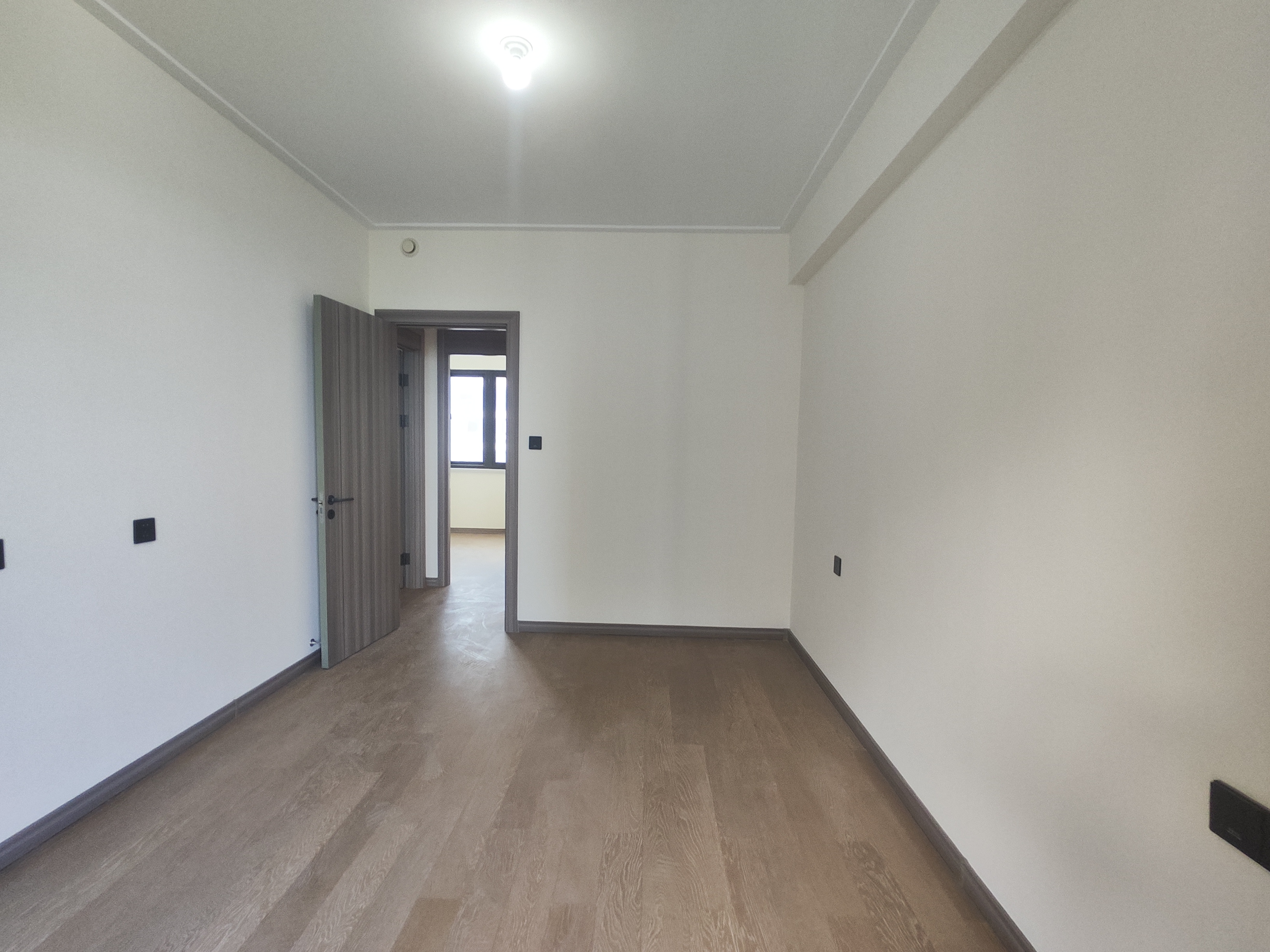 湖山源著 3室2厅2卫 114.8m&sup2;