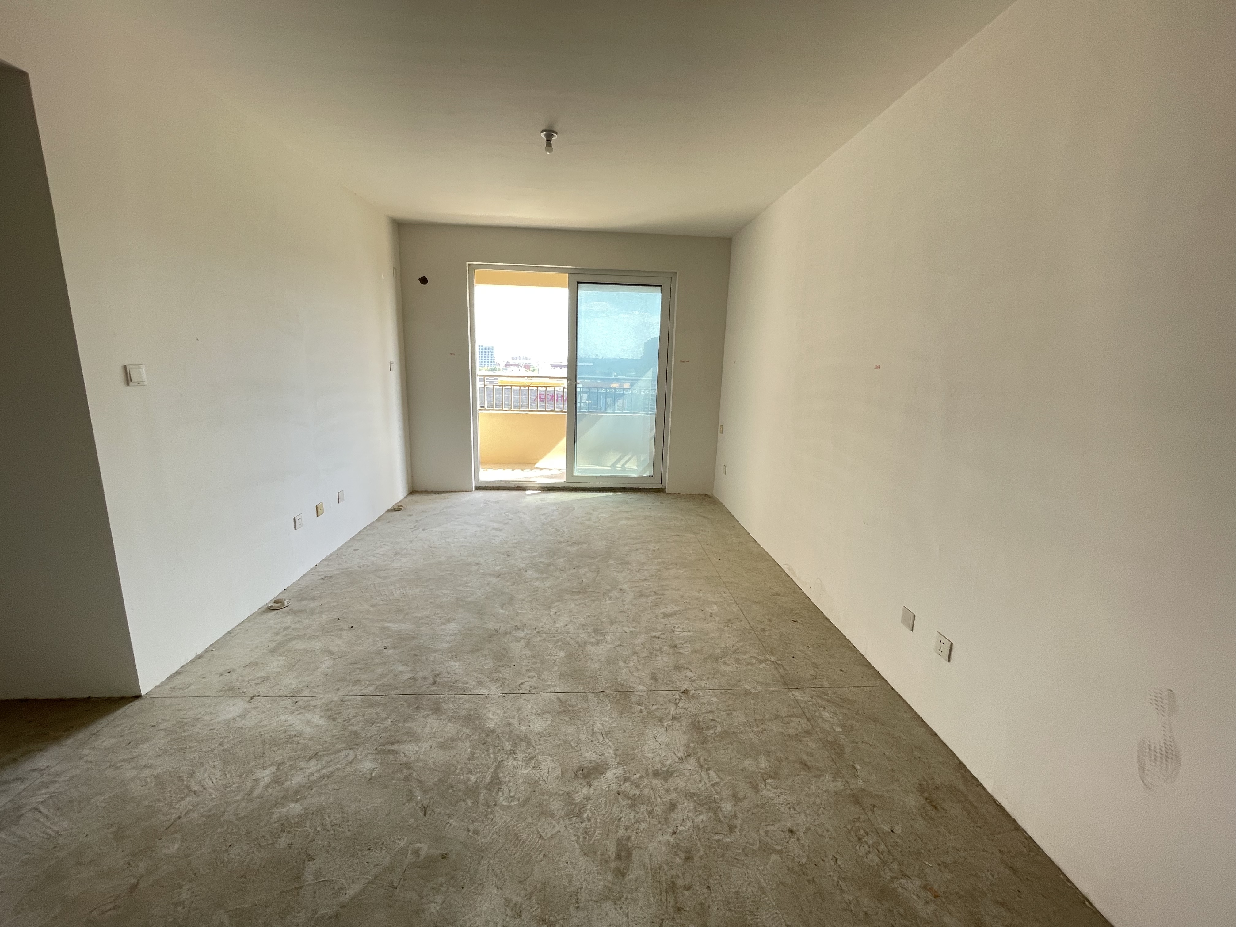 南通雅居乐花园 3室2厅1卫 99.42m²