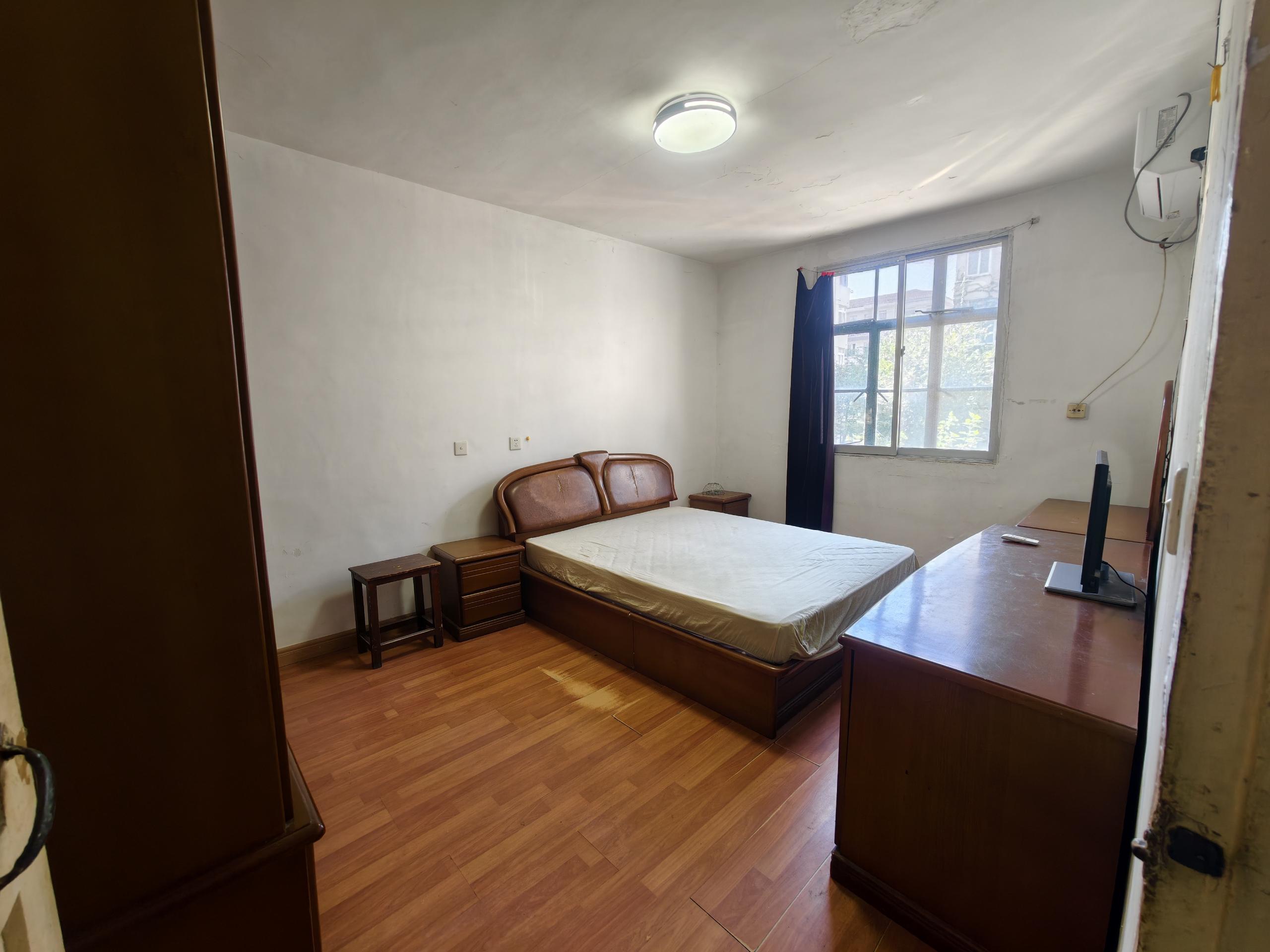 易家桥新村 2室1厅1卫 60m&sup2;