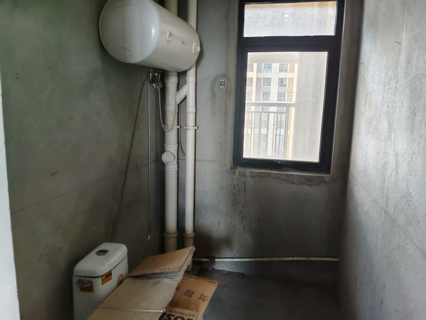 翠园 3室2厅1卫 93.00m&sup2;