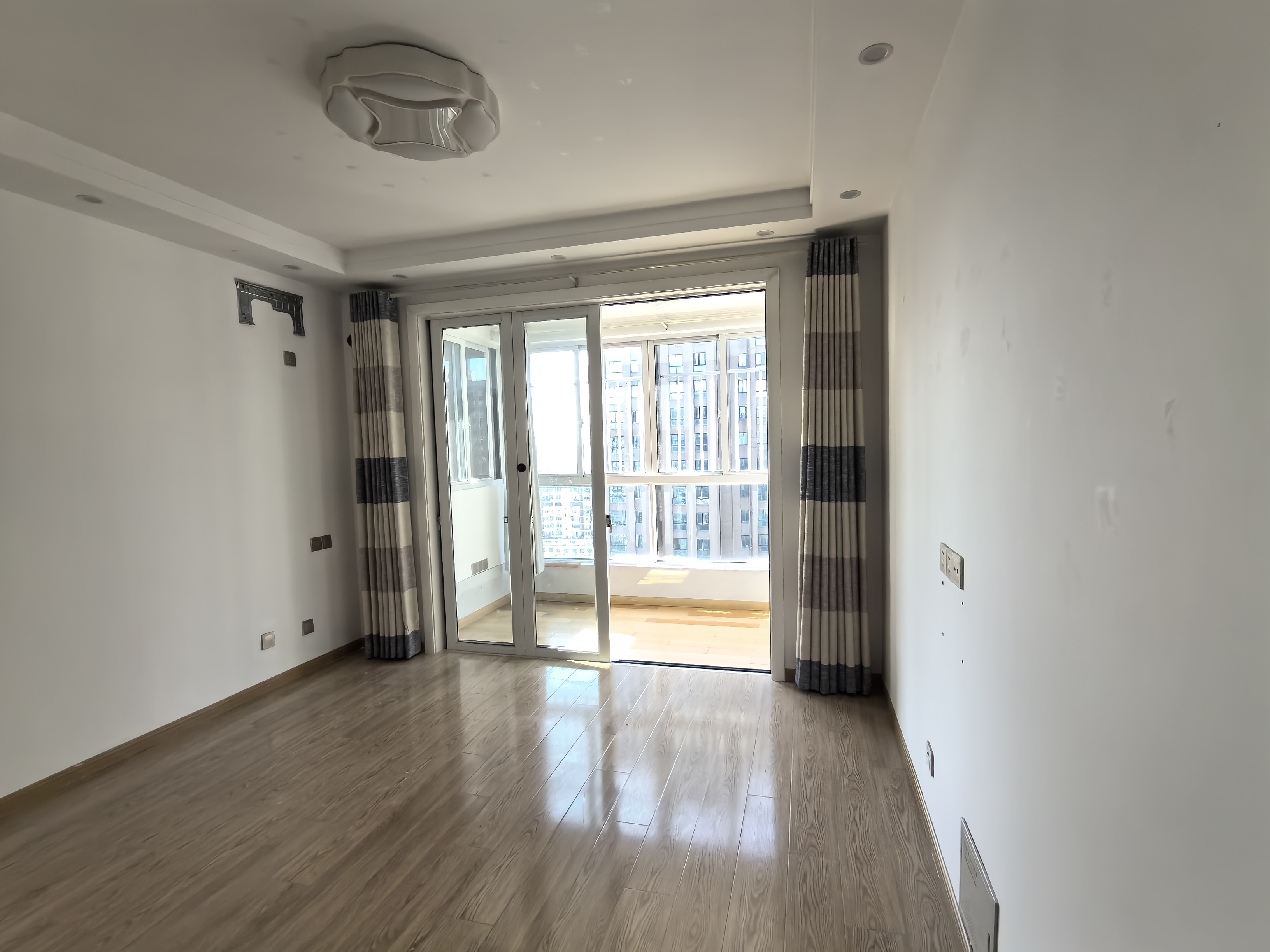 桂花小镇 2室1厅1卫 92.11m&sup2;