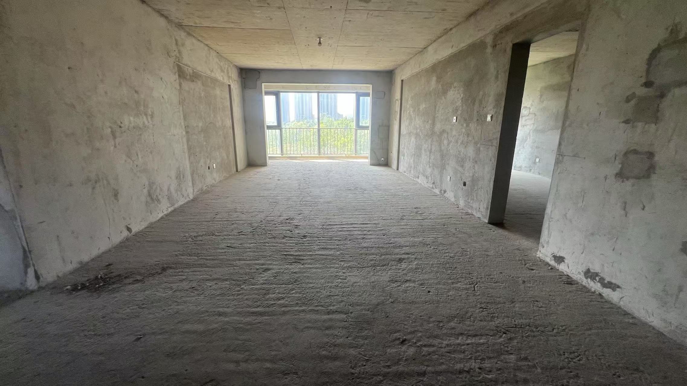 南山湖一号 4室2厅3卫 234m&sup2;