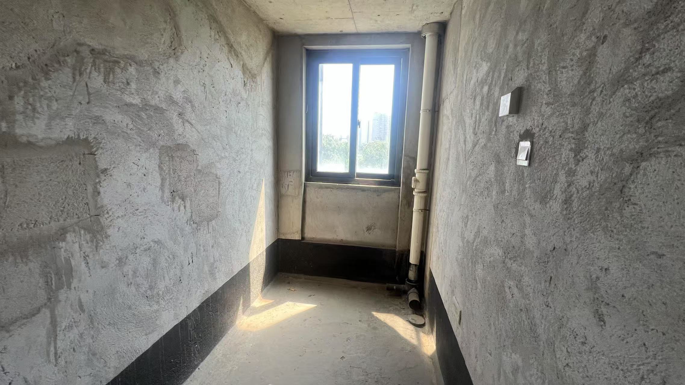 南山湖一号 4室2厅3卫 234m&sup2;