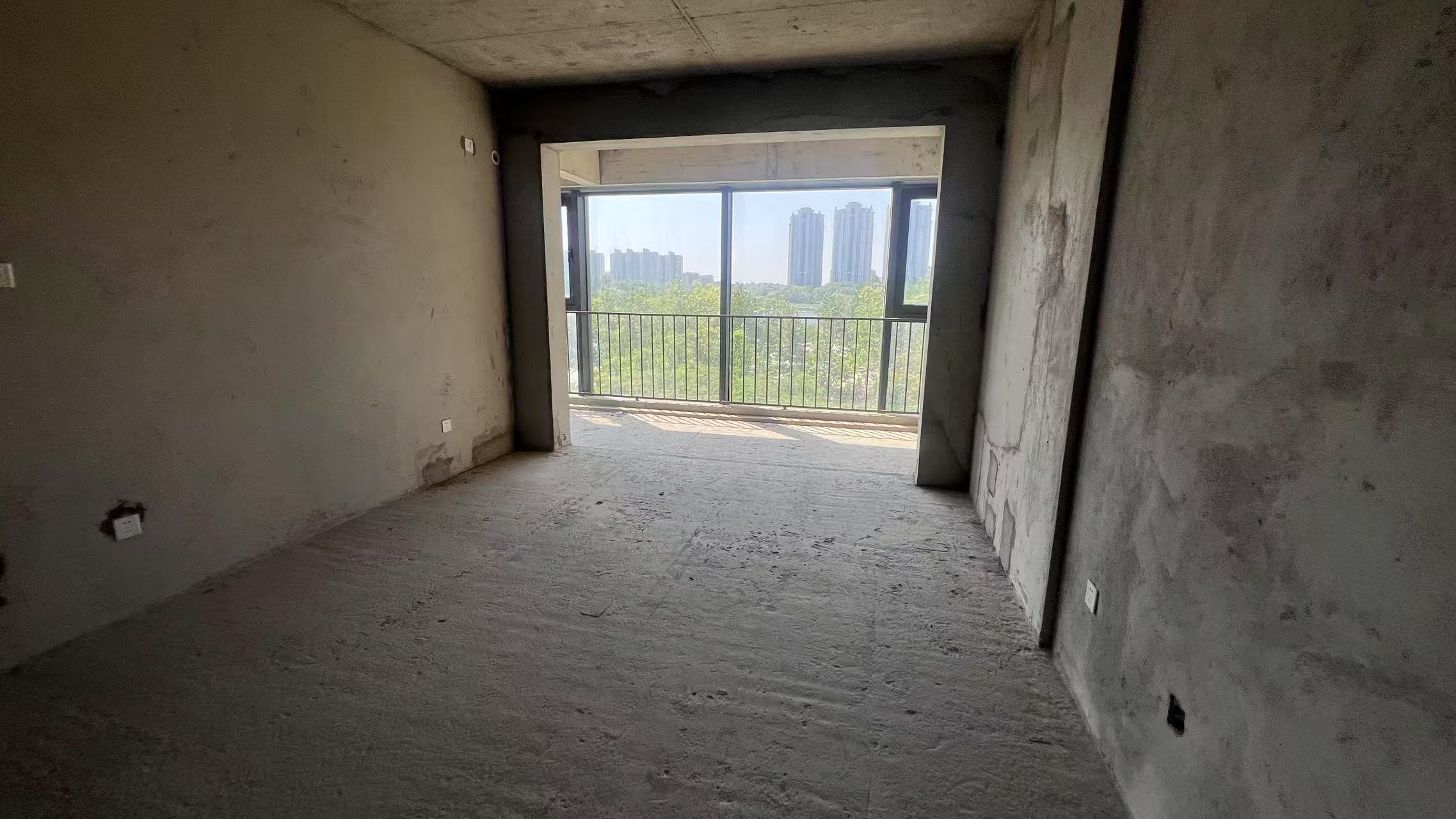 南山湖一号 4室2厅3卫 234m&sup2;