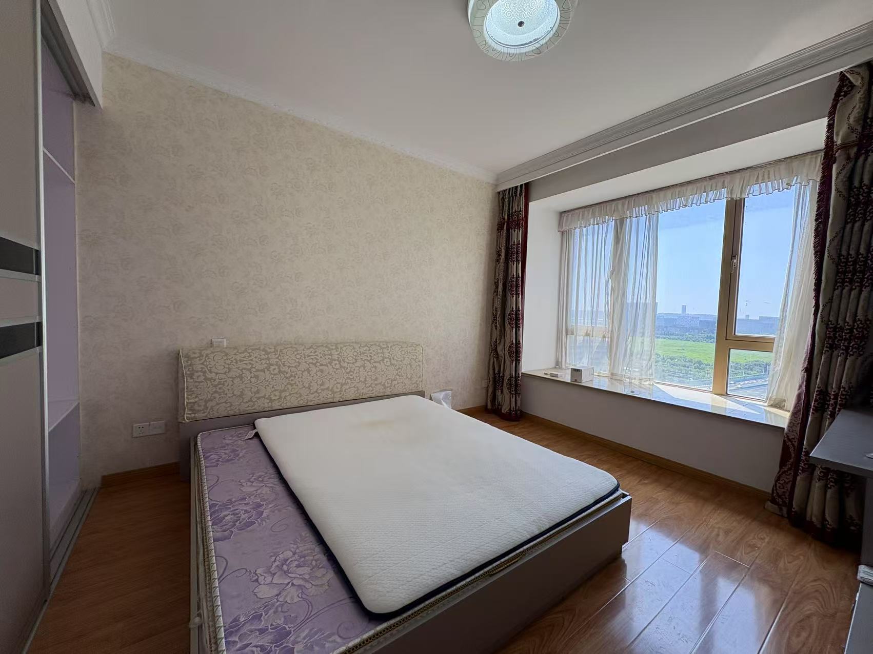 中南世纪花城一期 2室2厅1卫 104m&sup2;