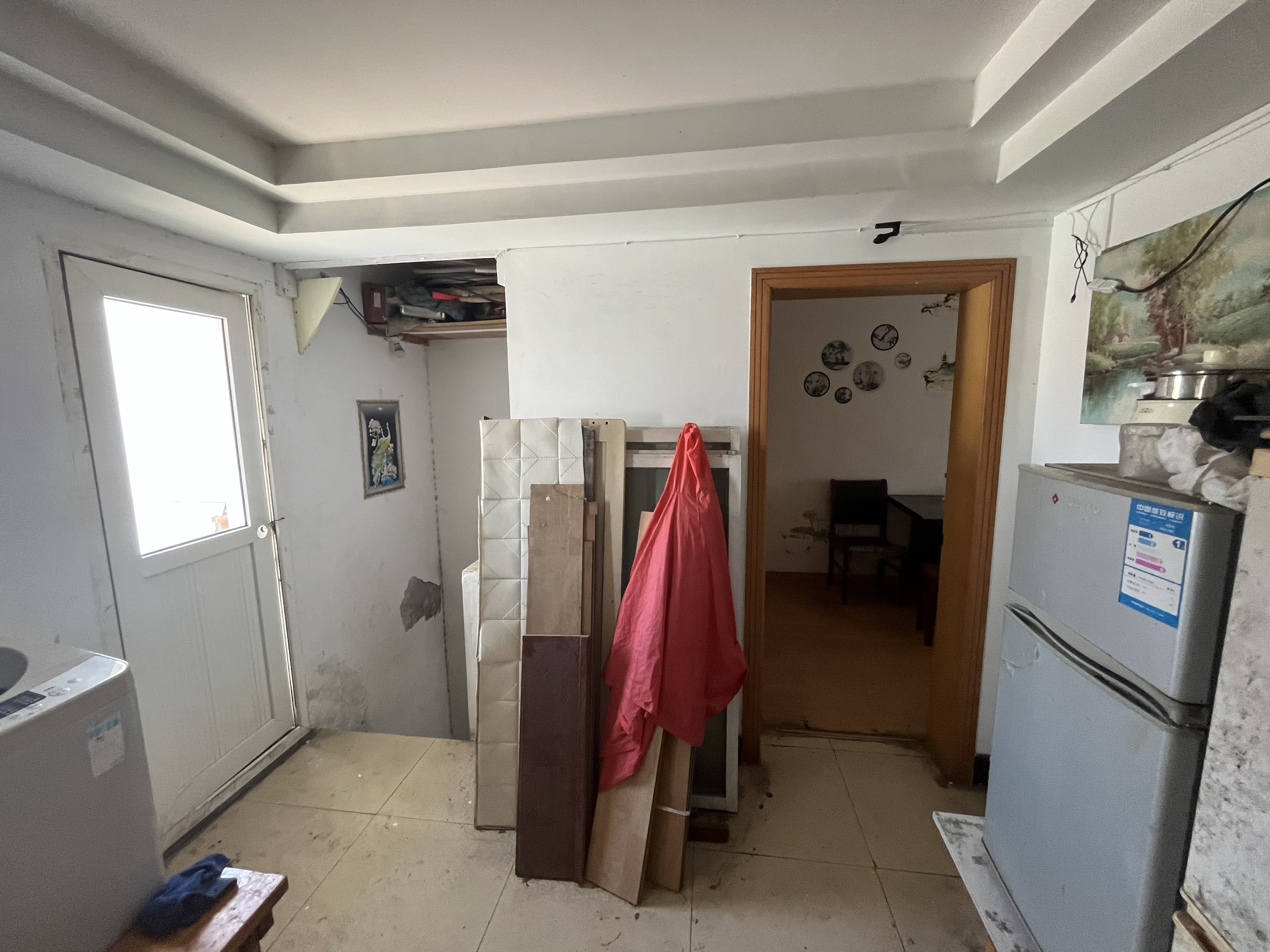 教育新村 5室2厅2卫 90m&sup2;