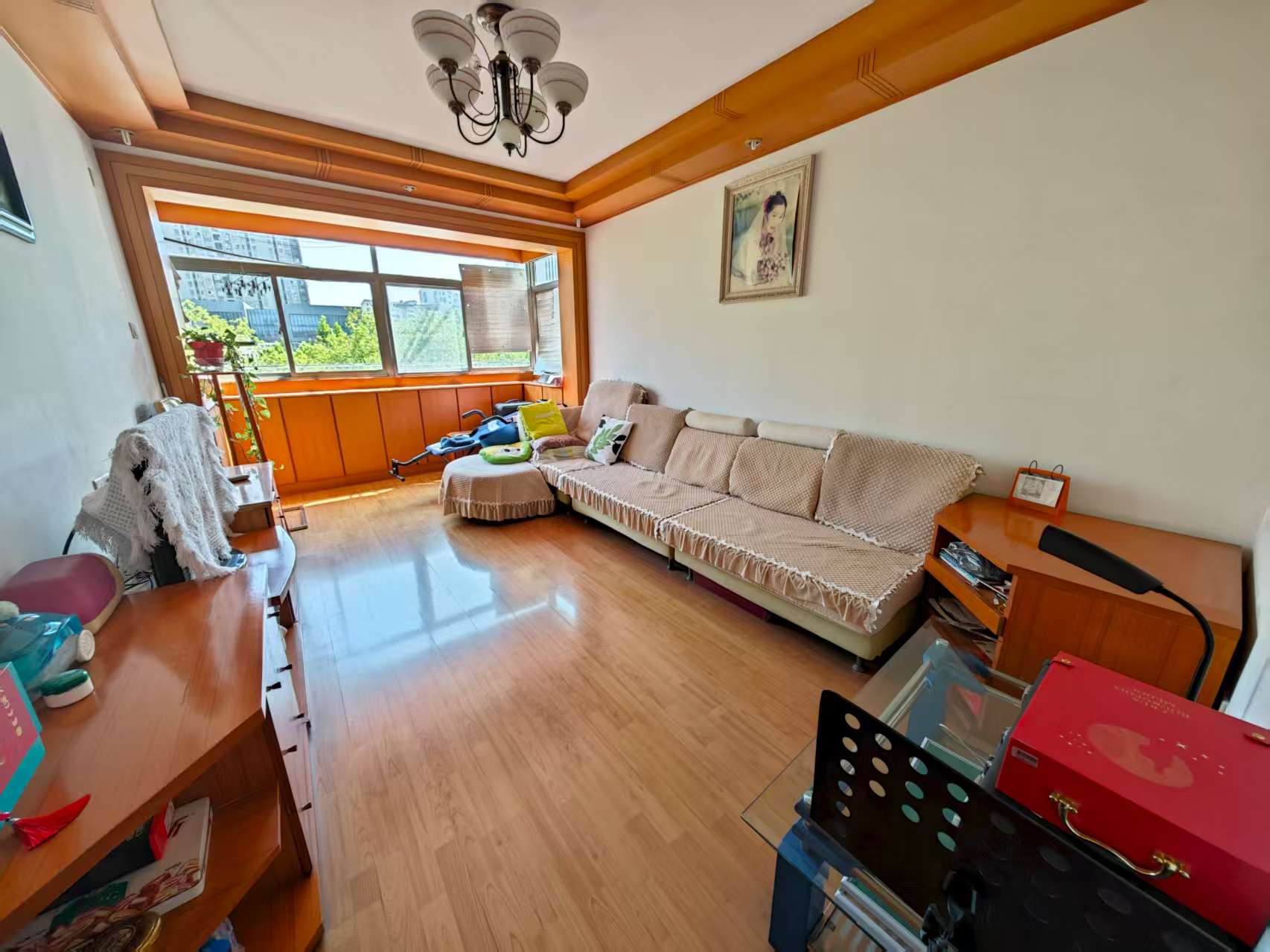 易家桥新村 3室1厅1卫 85m&sup2;